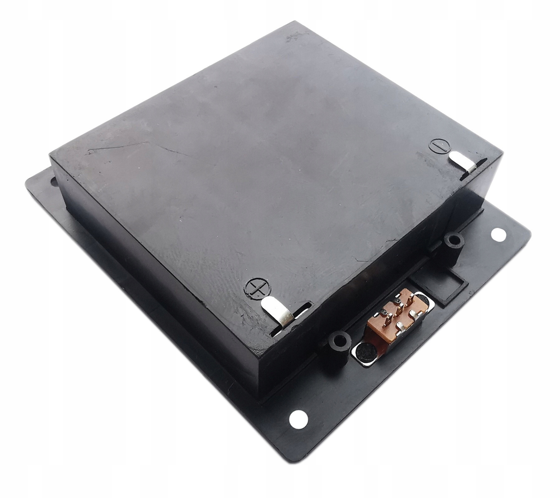 KOSZYK NA BATERIE 4XAA DO OBUDOWY Z WYŁĄCZNIKIEM Producent Inna