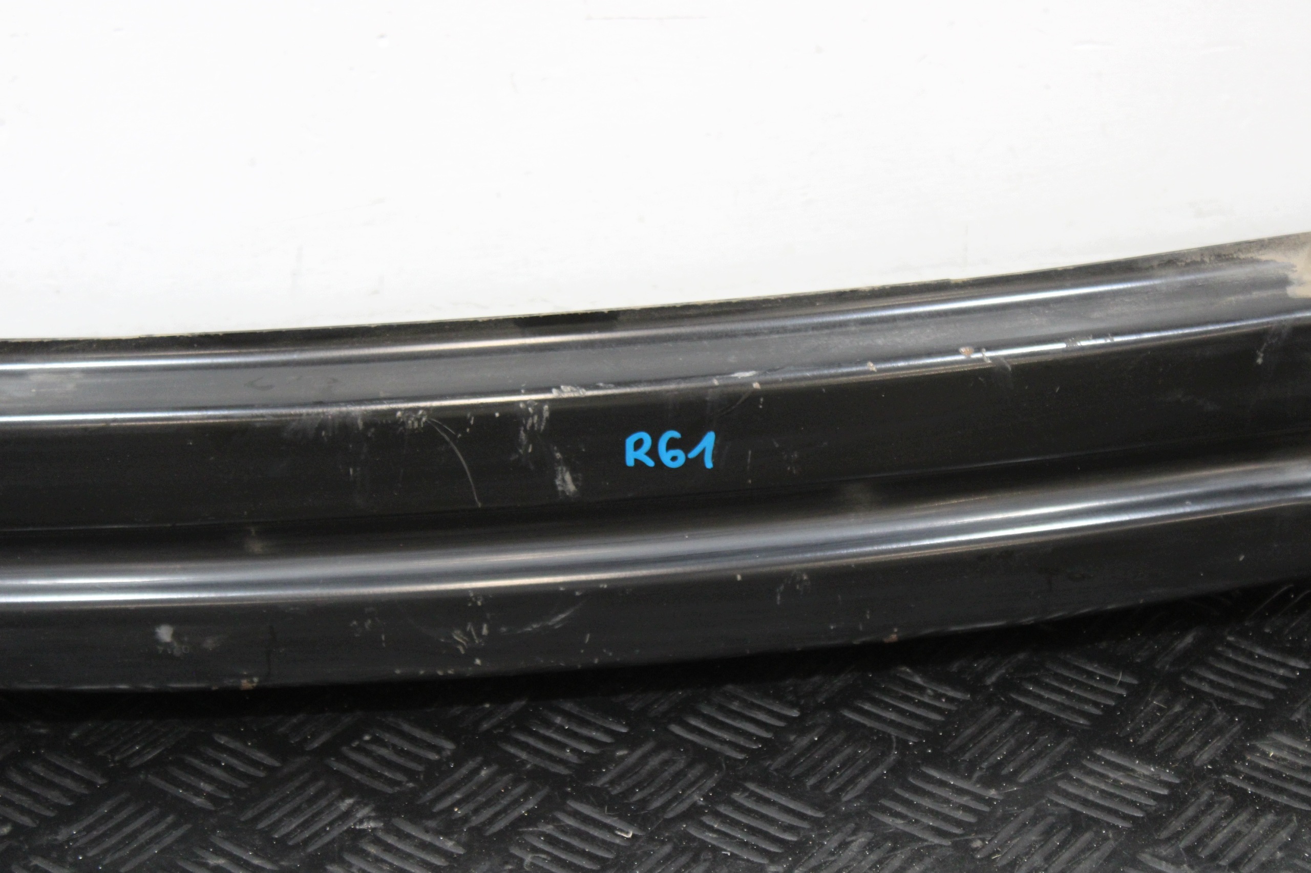 sider pillar below bumper rear part MINI PACEMAN S R61 S R60 S
