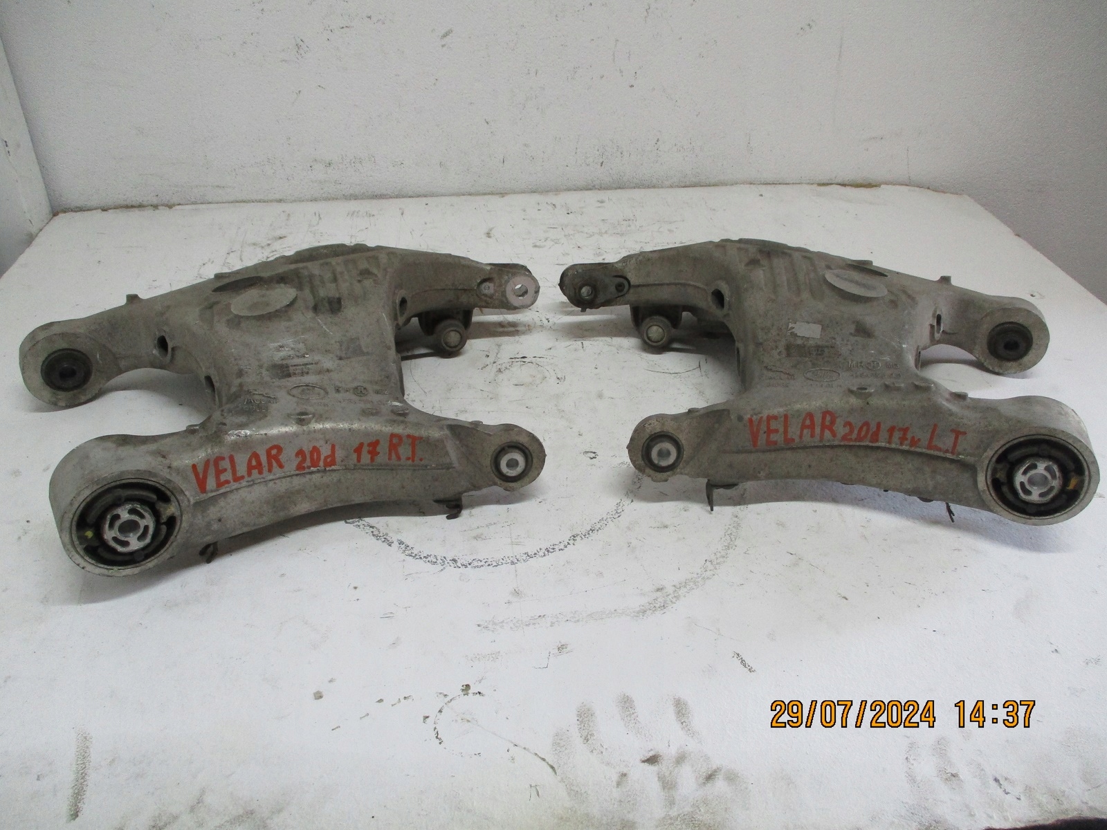 QUERLENKER QUERLENKER HECK HINTEN RANGE ROVER VELAR HK83-5B31-AE HK83-5B30-AE