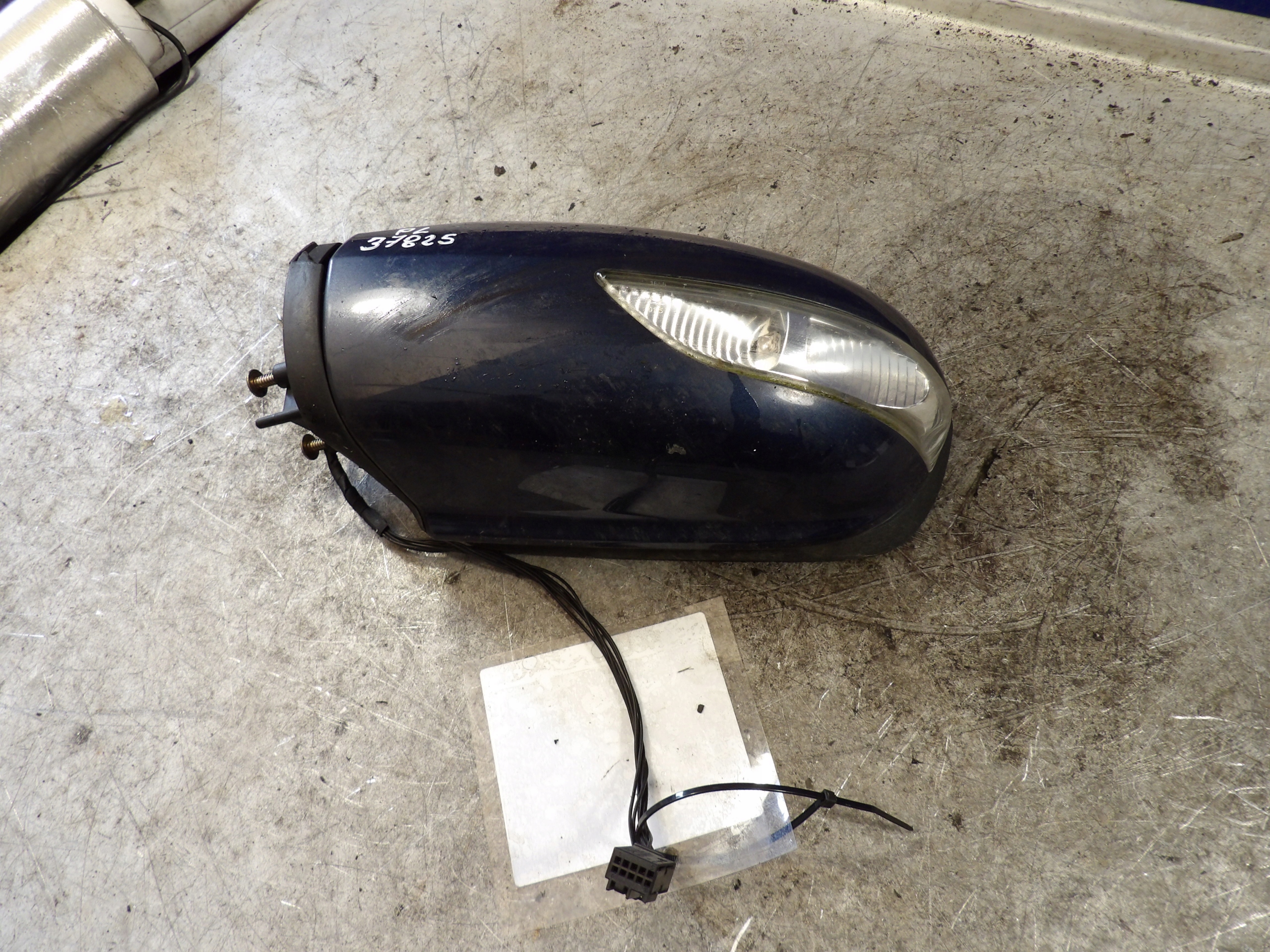 Mercedes W245 Spiegel links lak. 375