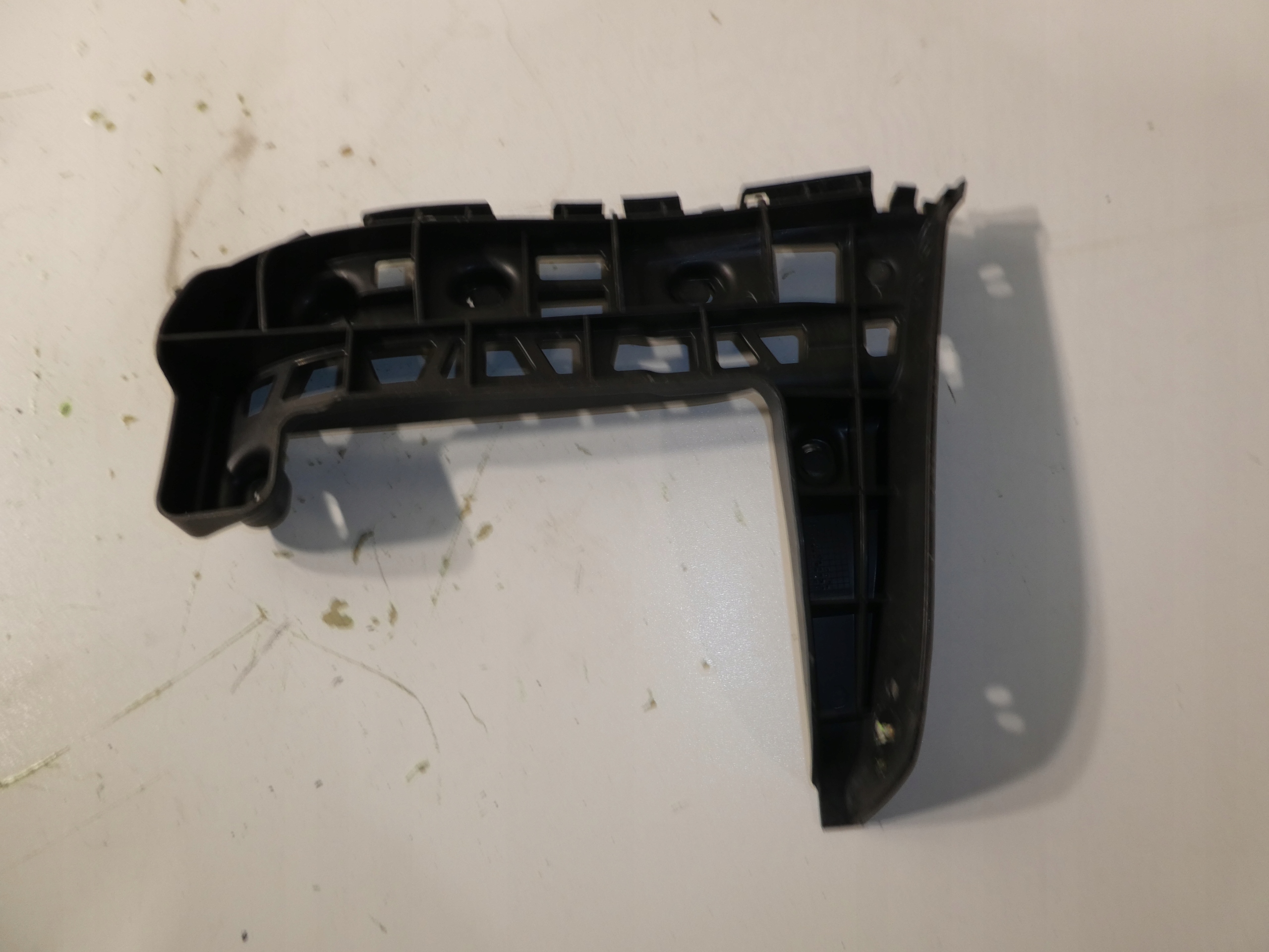 VW CADDY bumper bracket right 2K5807394B