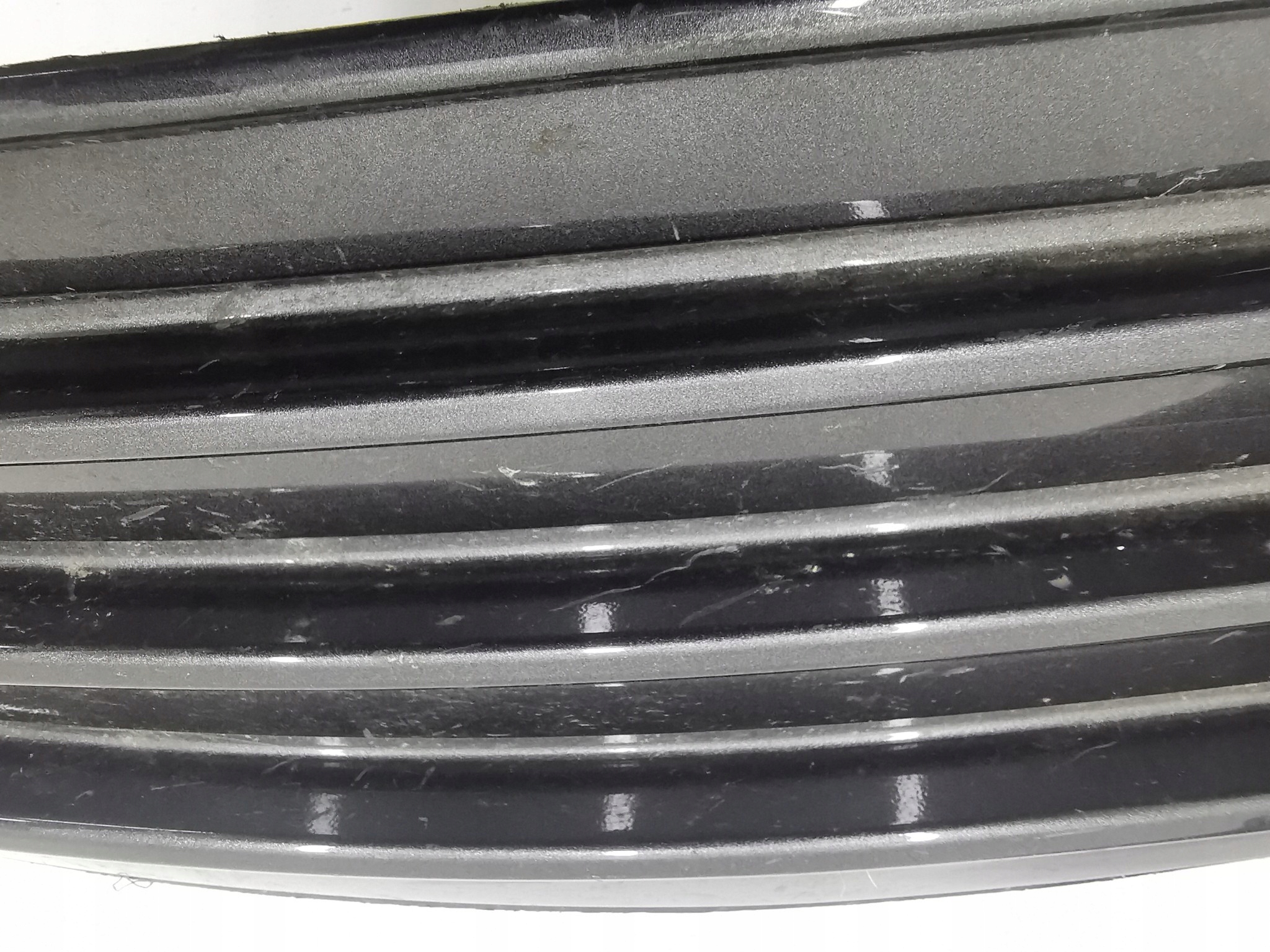 grid frame of a bumper right TOYOTA COROLLA E16 / 81481-02650