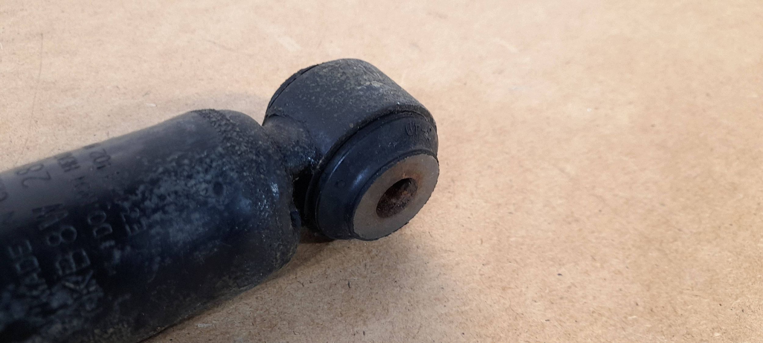 Mazda CX-5 II shock absorber rear KF49280A5 (F31)