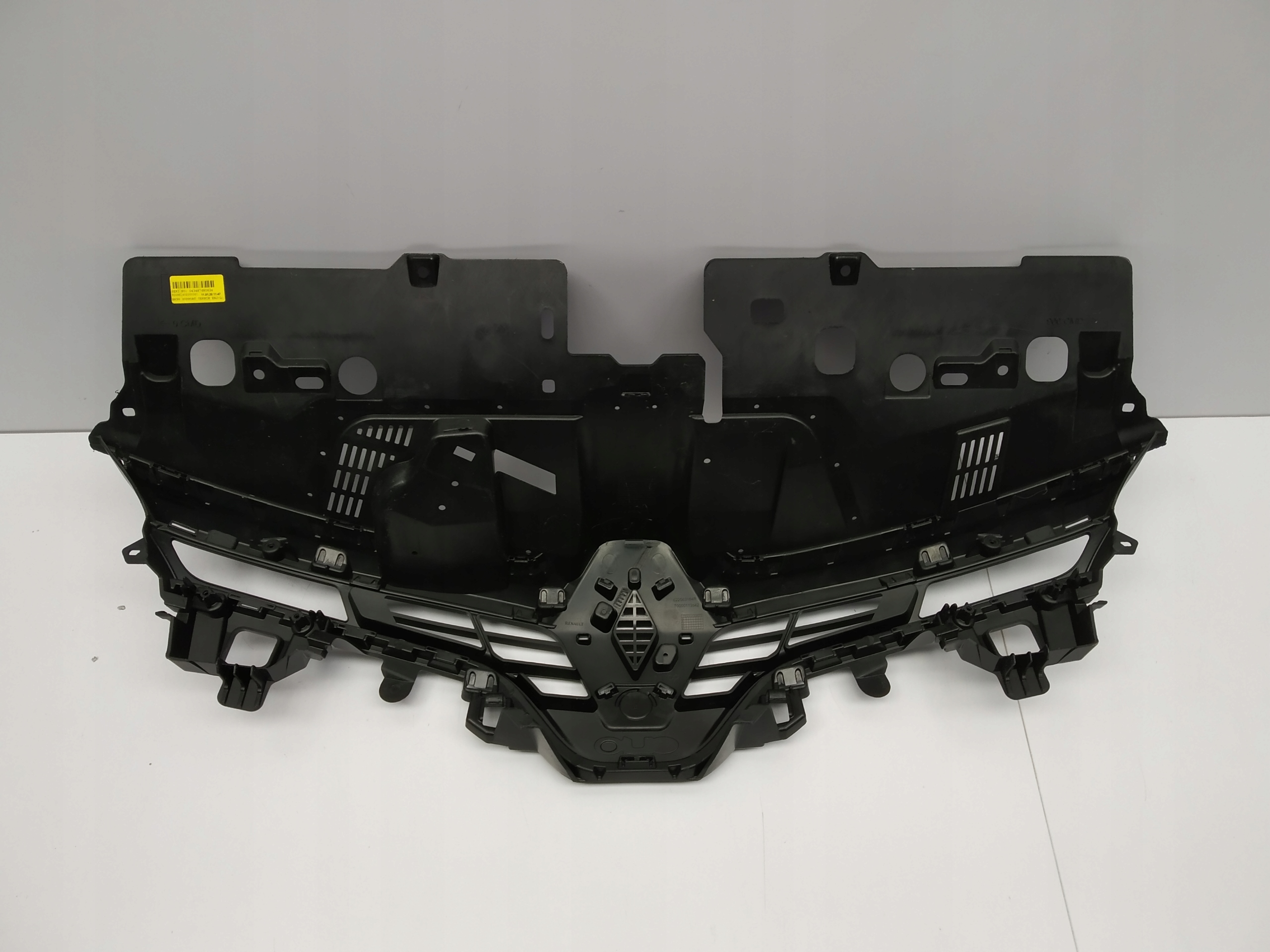 12-16r Renault Clio IV maska nárazníku předek
