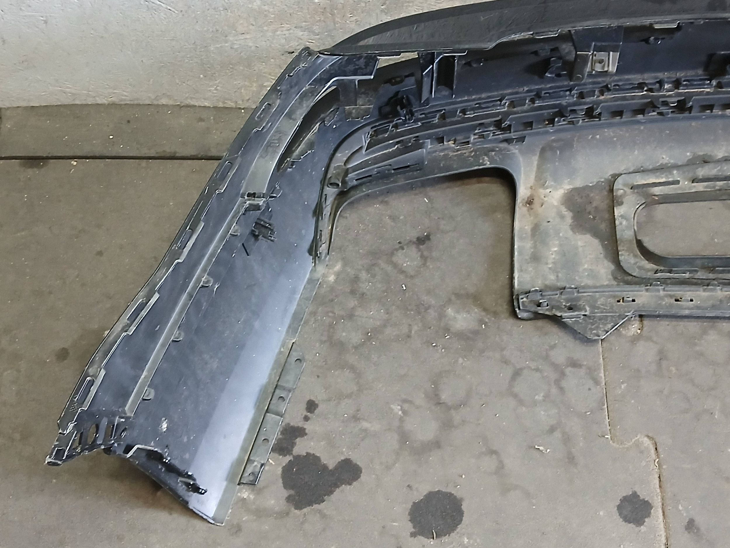Paraurti posteriore AUDI Q7 4M0