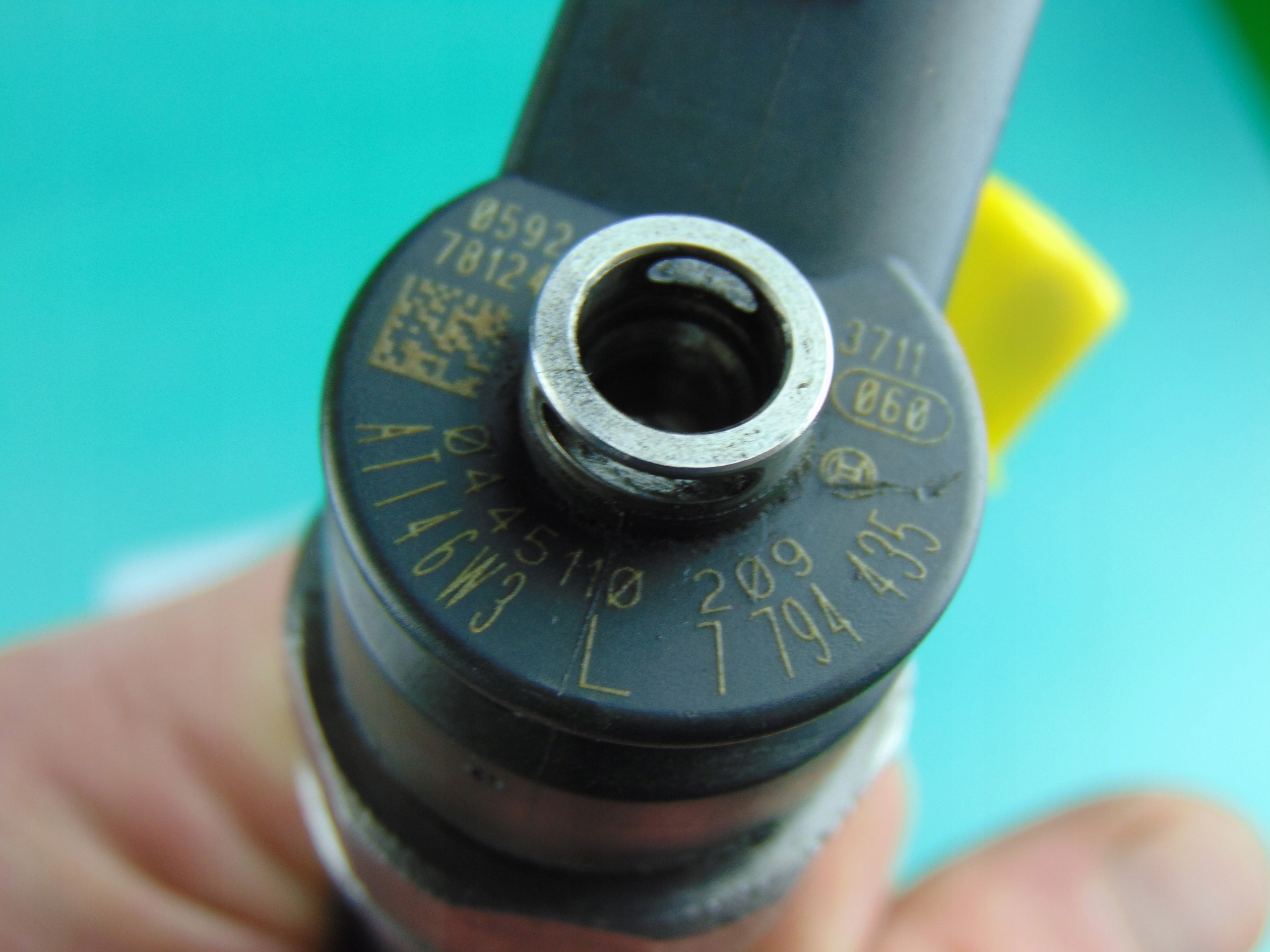 BMW E87 E93 E92 E90 2.0D Einspritzdüse 0445110209 OE 7794435 szép!!