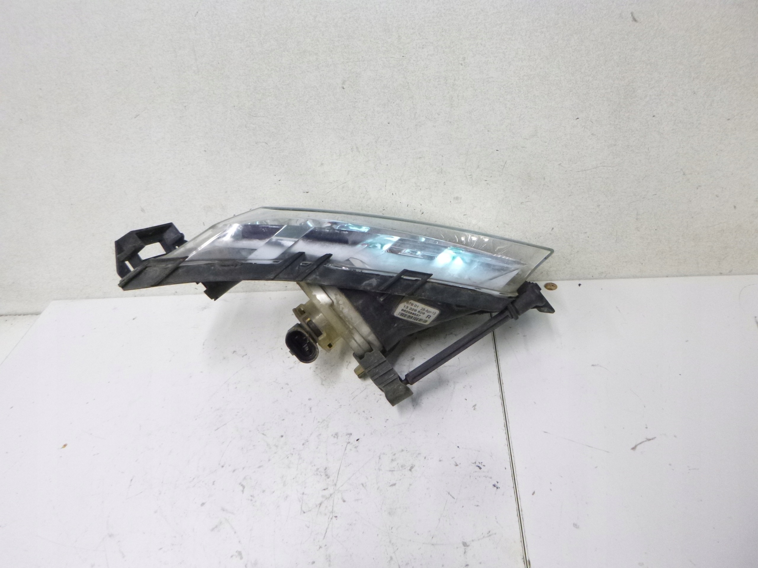 nebelscheinwerfer rechts Opel Insignia A 2008-2013 13226829 GM EU