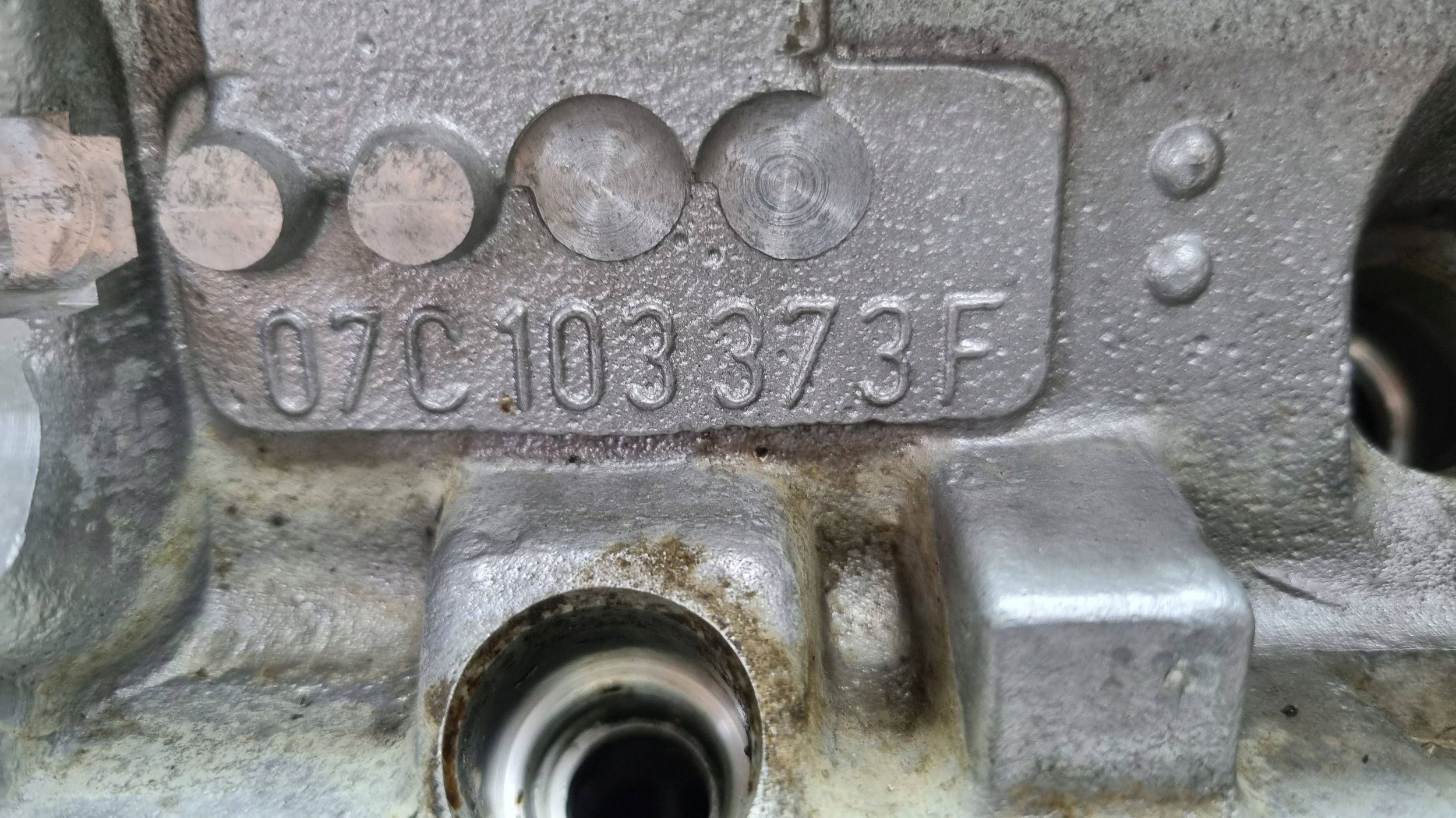 head. left 07C103353N 07C103373F VW PHAETON BENTLEY A8 D3 6.0 W12 BAN