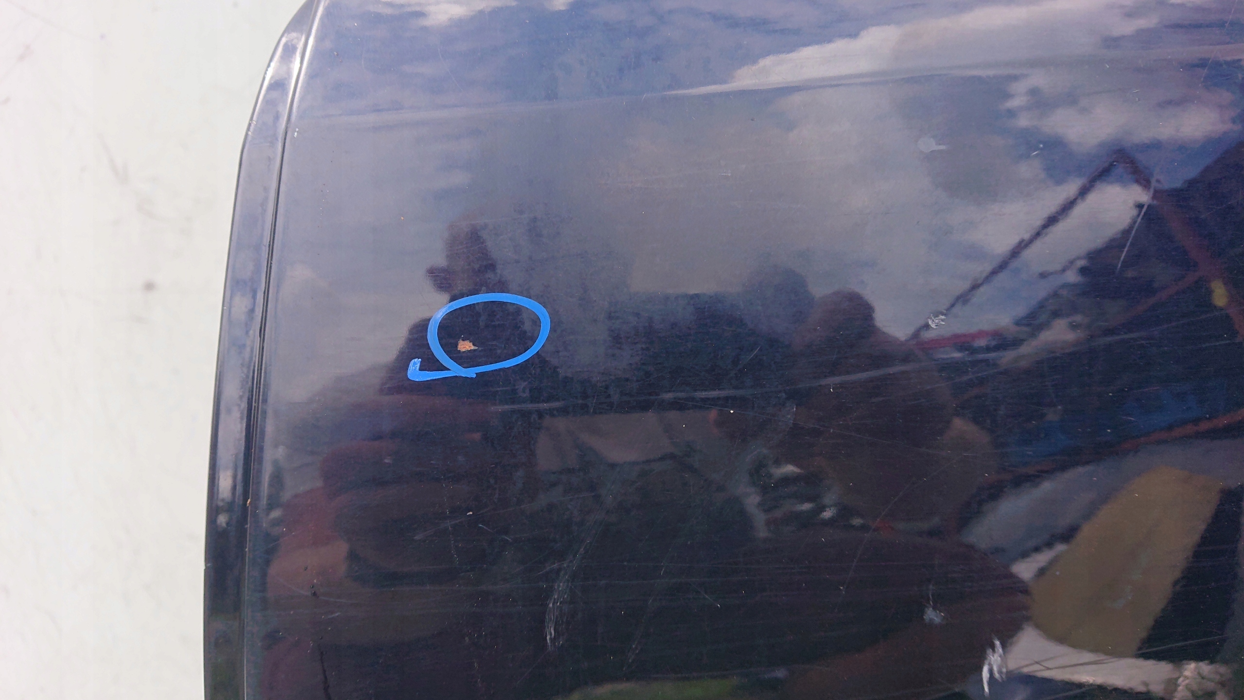 Mercedes E klasa 211 kombi door left rear. rear part