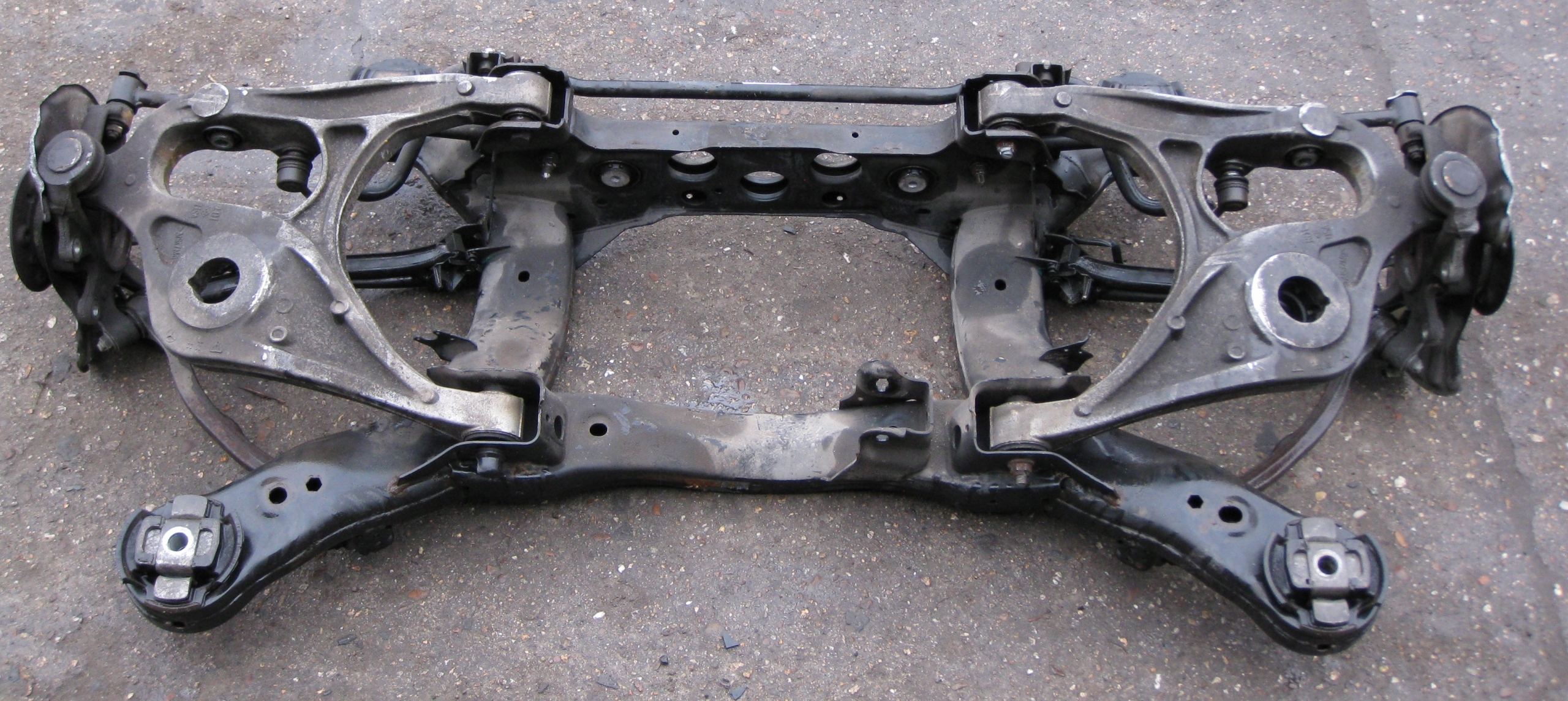 MERCEDES ML W166 3.0 CDI 12R sider axle beam springing rear part