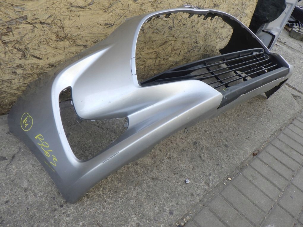 TOYOTA YARIS 4 IV P21 2020- front bumper