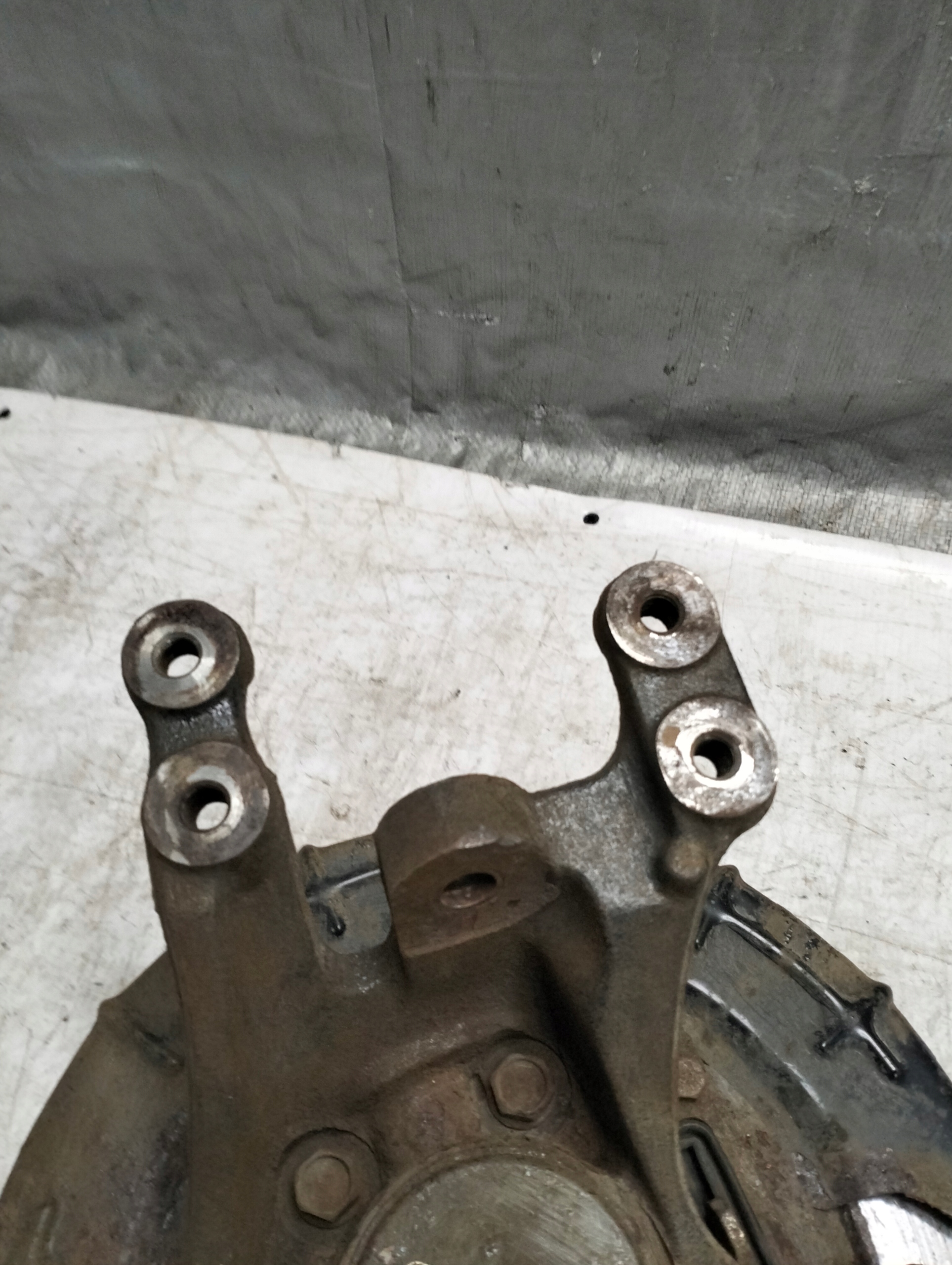 Hyundai i30 and 2010r 1.4 16V swing right front