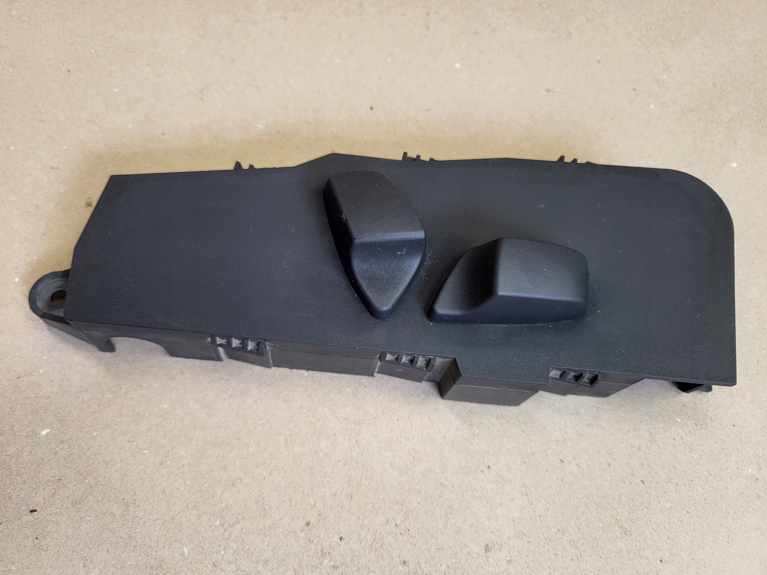 Schalter PANEL Regulations- SITZ rechts BMW 5 E60 X5 E70 X6 E71 6961858 OE
