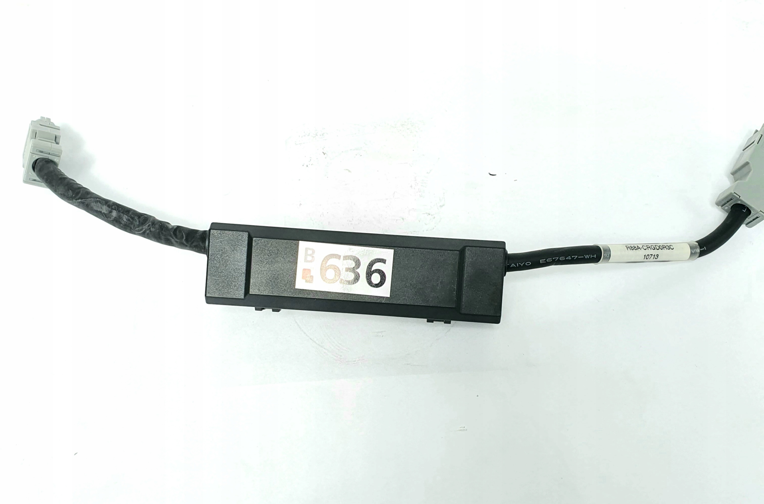 Kabel komunikacyjny OMRON R88A-CRGD0R3C NrB636