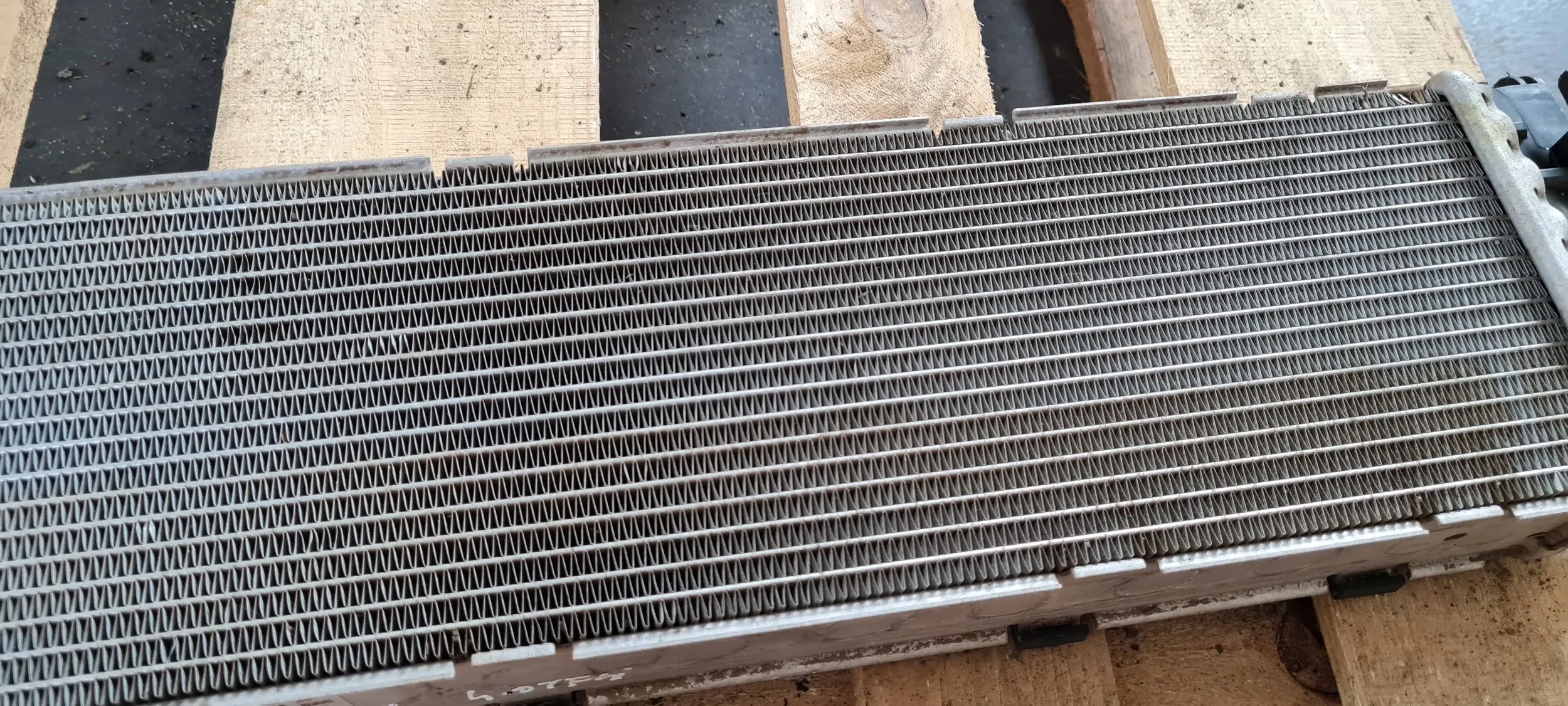 S6 C7 4G LIFT DODATKOWA CHŁODNICA WODY 4.0 TFSI 4G0145804D S7 4G Typ samochodu Samochody osobowe