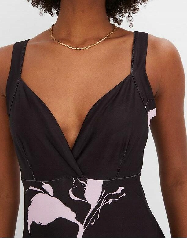 36/38 RUHA VIRÁGMINTÁS Márka Bonprix