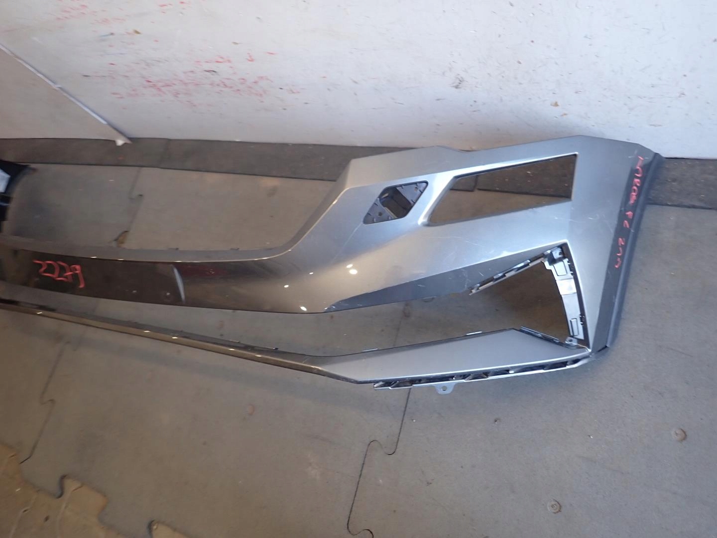 bumper front front SKODA KAROQ LIFT 2021- 57A807221D