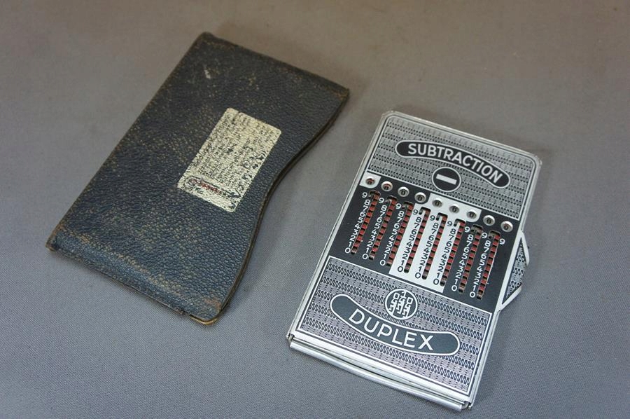 СТАРЫЙ РУЧНОЙ КАЛЬКУЛЯТОР ДЛЯ ДУПЛЕКСНОЙ КОЛЛЕКЦИИ