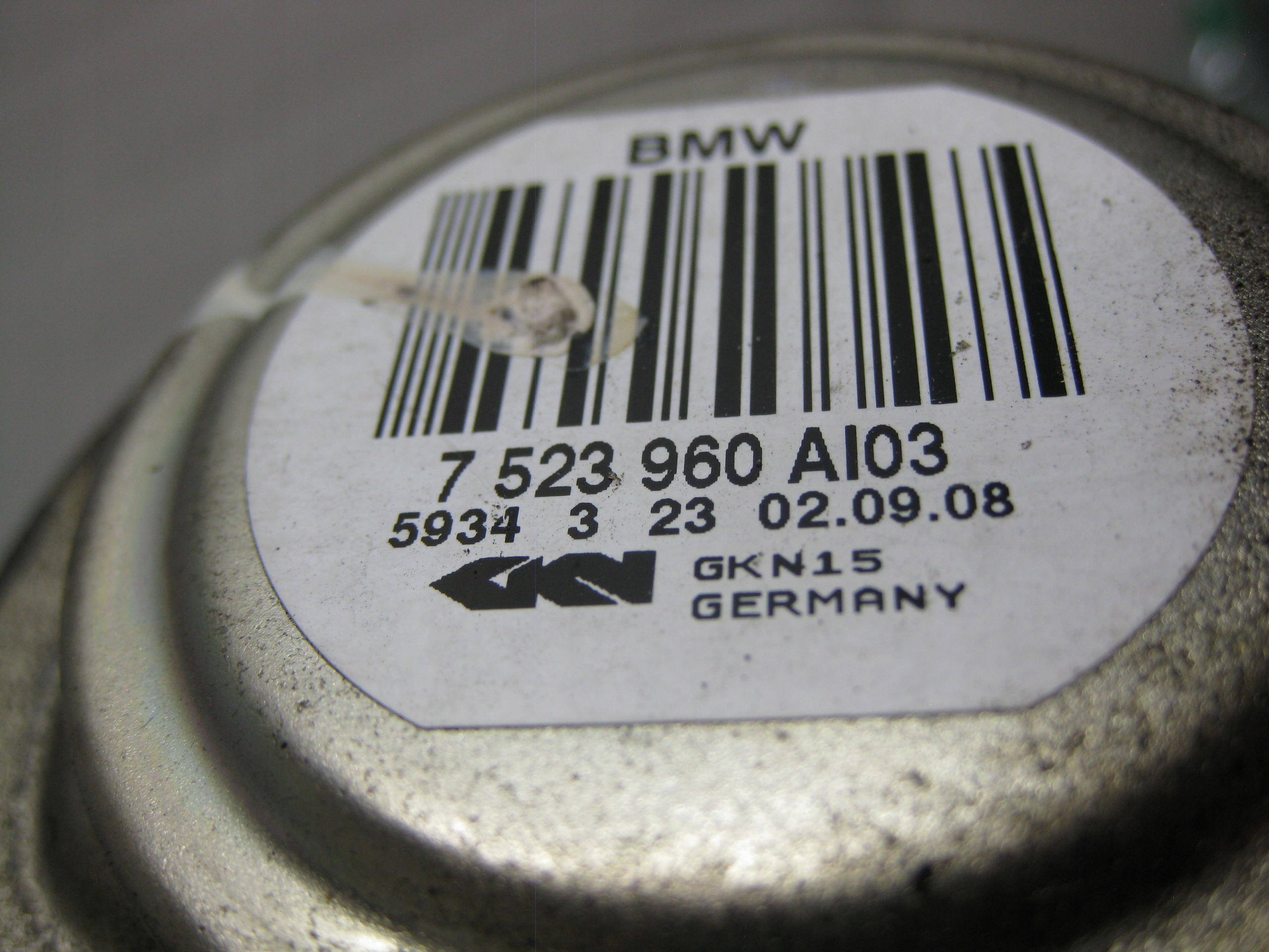 BMW E87 08R semi-axis right rear part 7523960