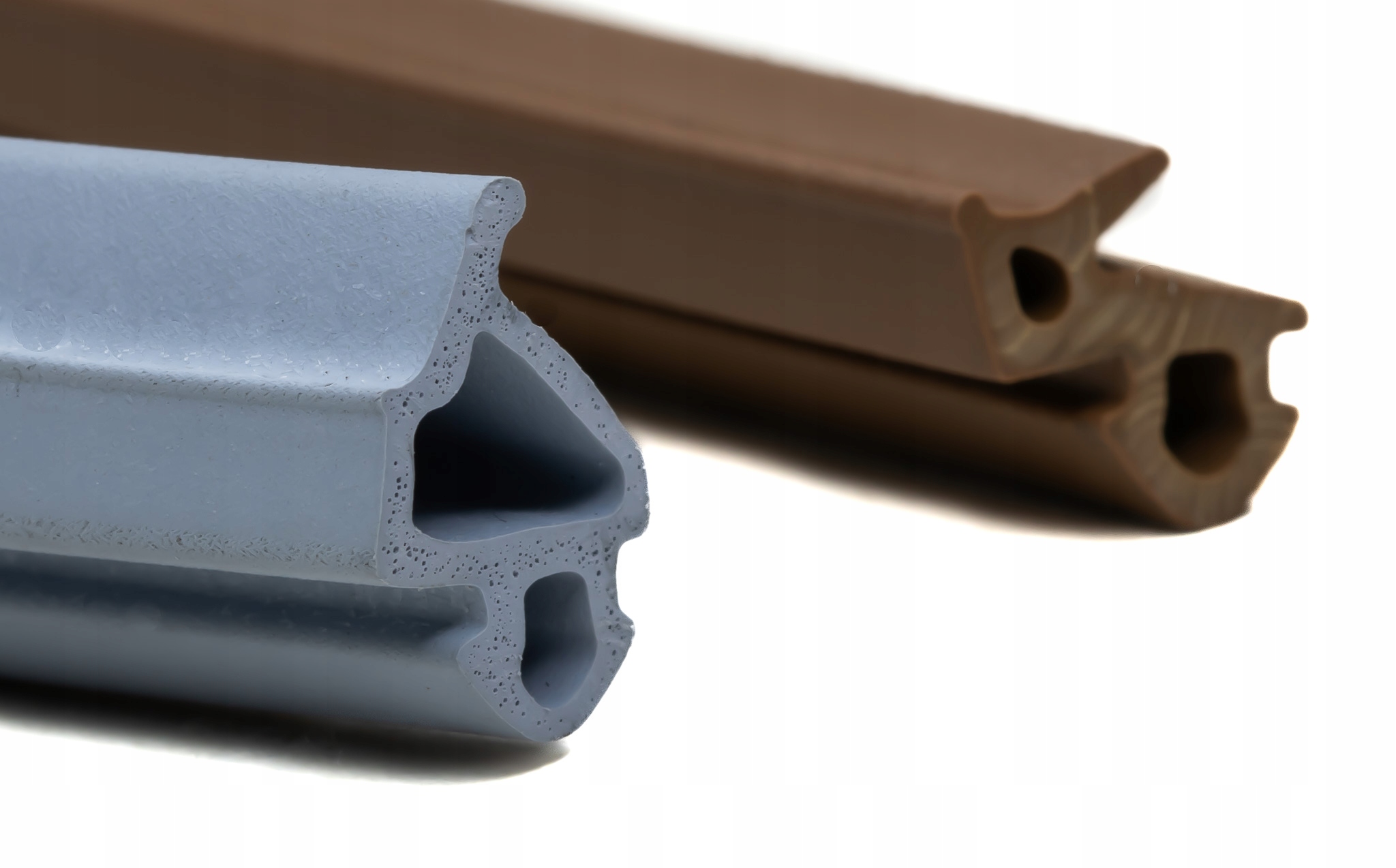 USZCZELKI VEKA S 1126 BRĄZOWA + S 1127 SZARA 50+50 Długość 500 cm