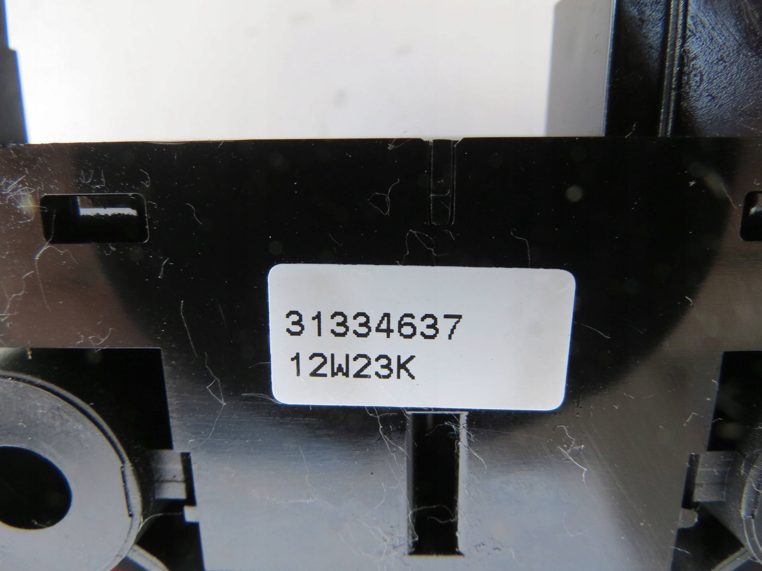 button electric brake VOLVO S60 2.0 V60 31334637