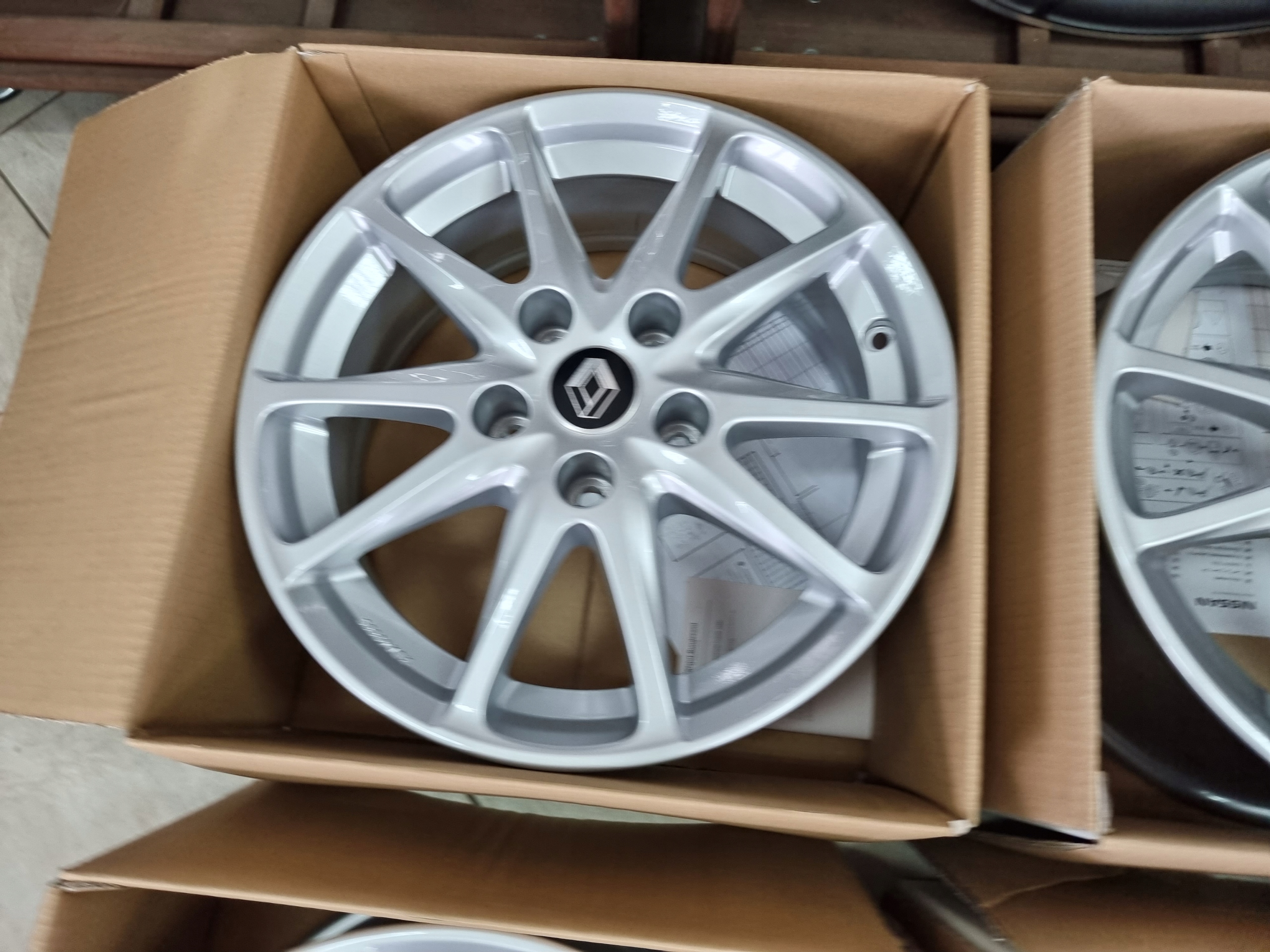 Felgi 16 CALI Renault Kadjar Megane Talisman ZOE Średnica felgi 16