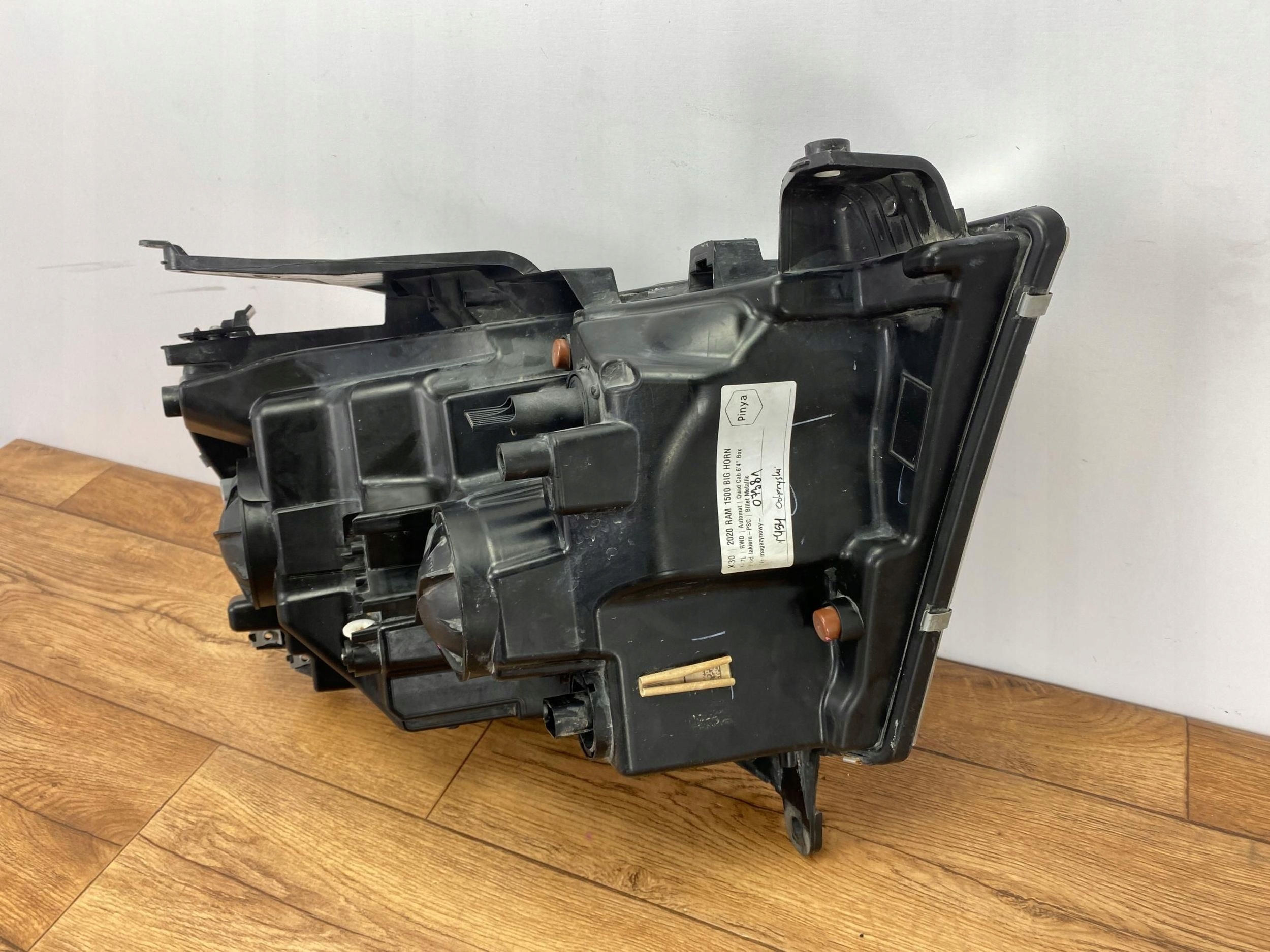 light front left Dodge Ram 1500 2019+ USA