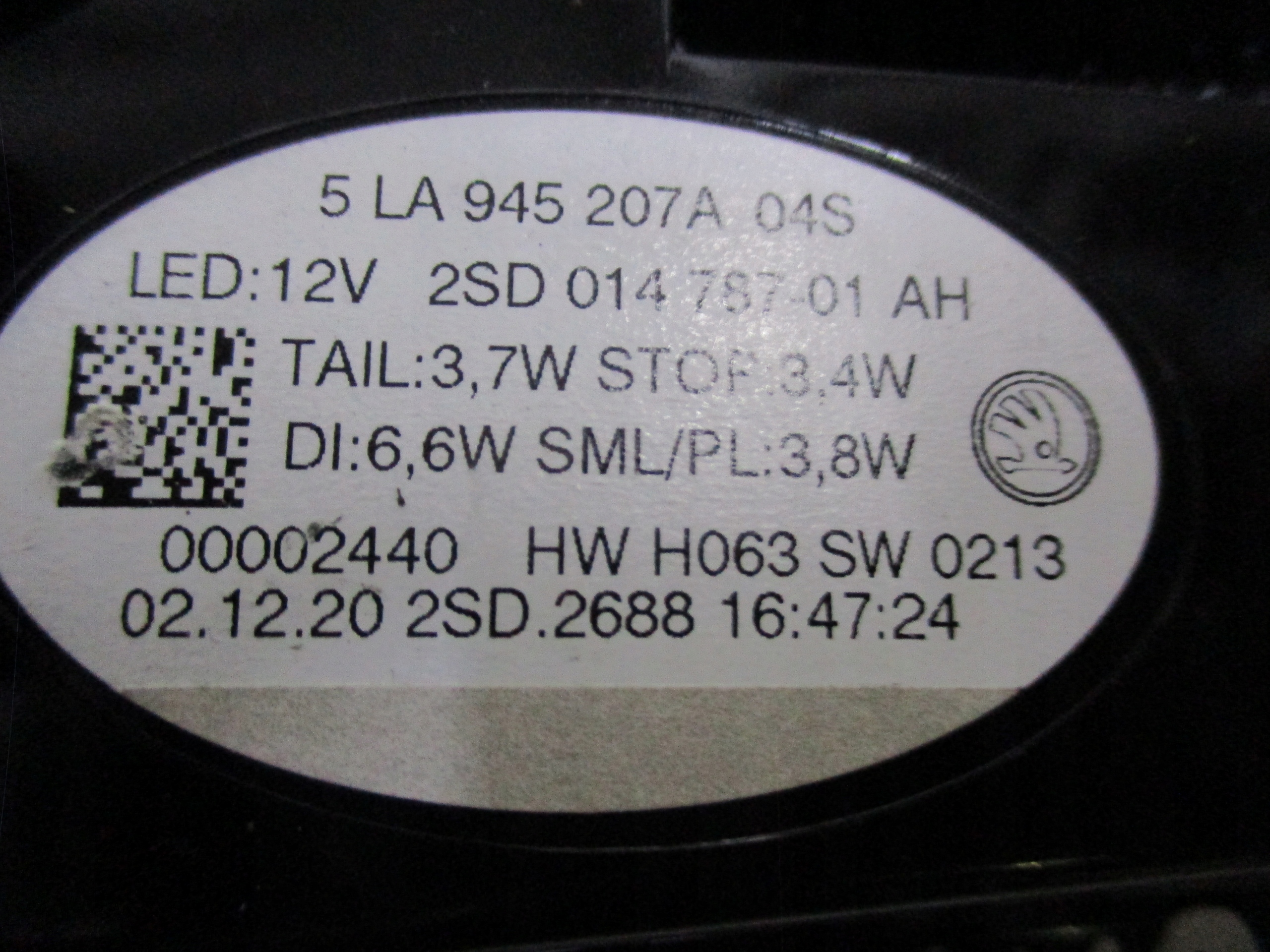 light left rear part rear Skoda ENYQ 4 IV LED 5LA945207A