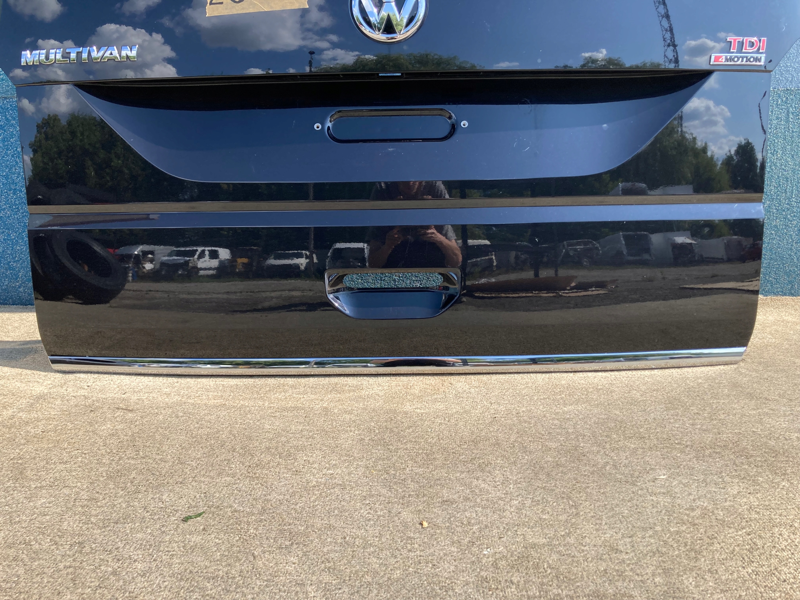 VW T6 TRANSPORTER MULTIVAN boot doors black
