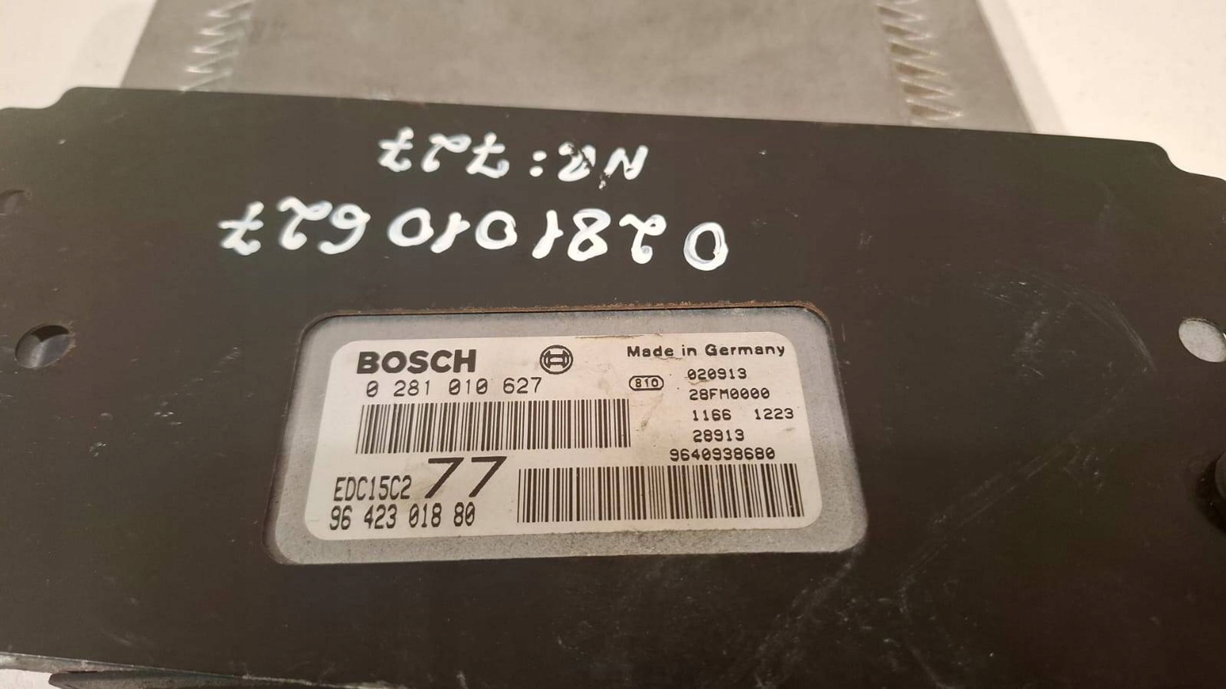 control unit of the engine computer 0281010627 Peugeot 406 2.0 HDI