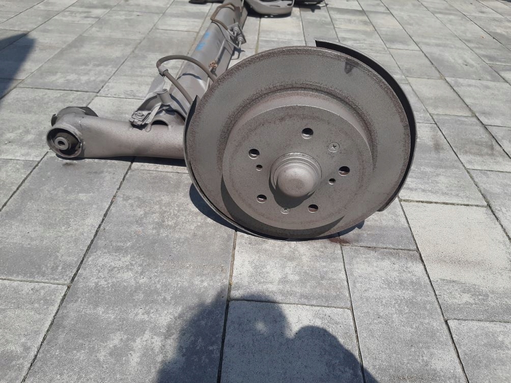 BELKA ZAWIESZENIA TYŁ TARCZE SWIFT MK6 SPORT 2005- Typ samochodu Samochody osobowe