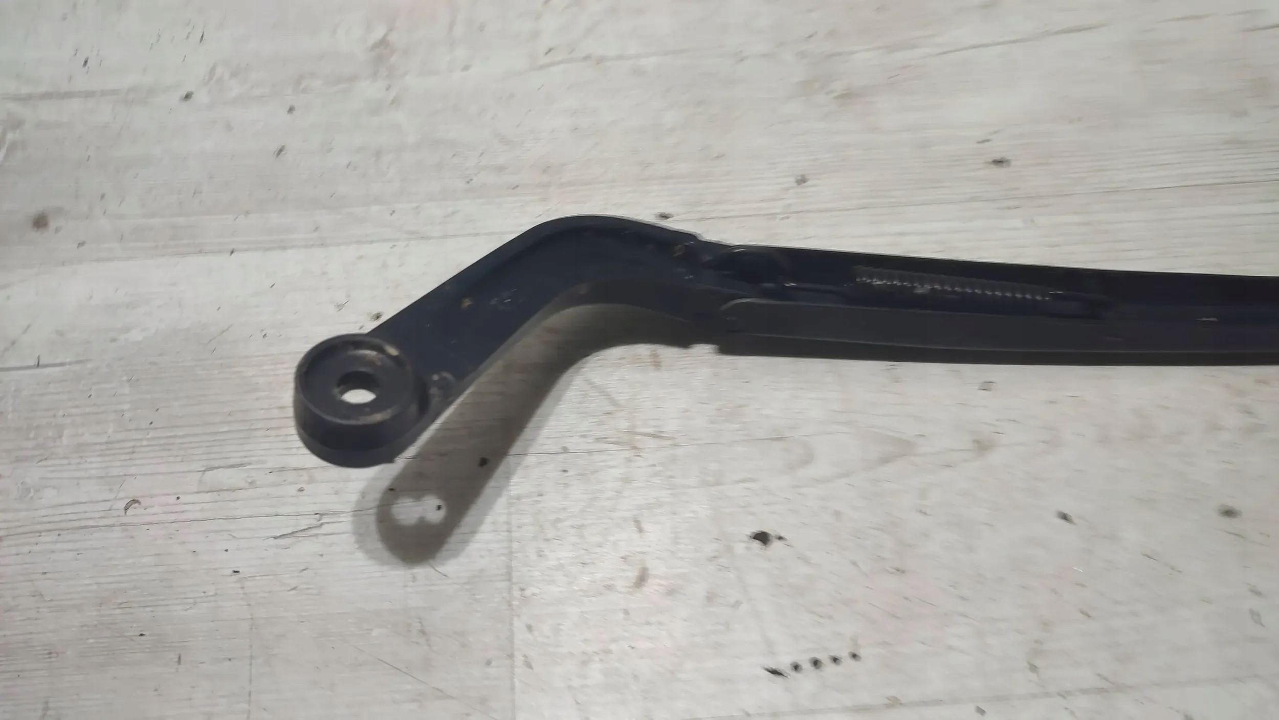 Jeep Cherokee KL 15r. 2.0d front side right wiper arm