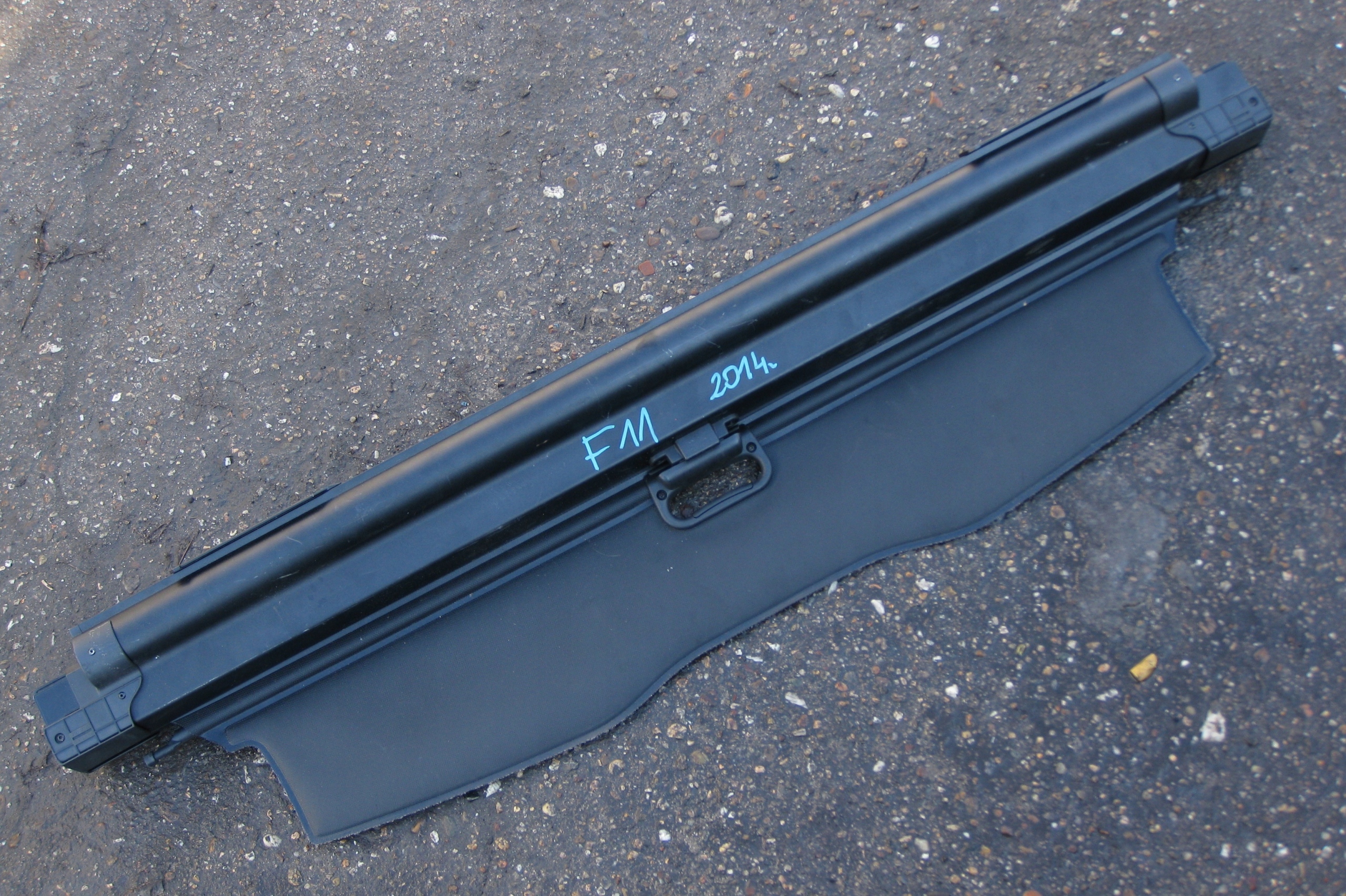 BMW F11 2.5 D 14R blinds boot