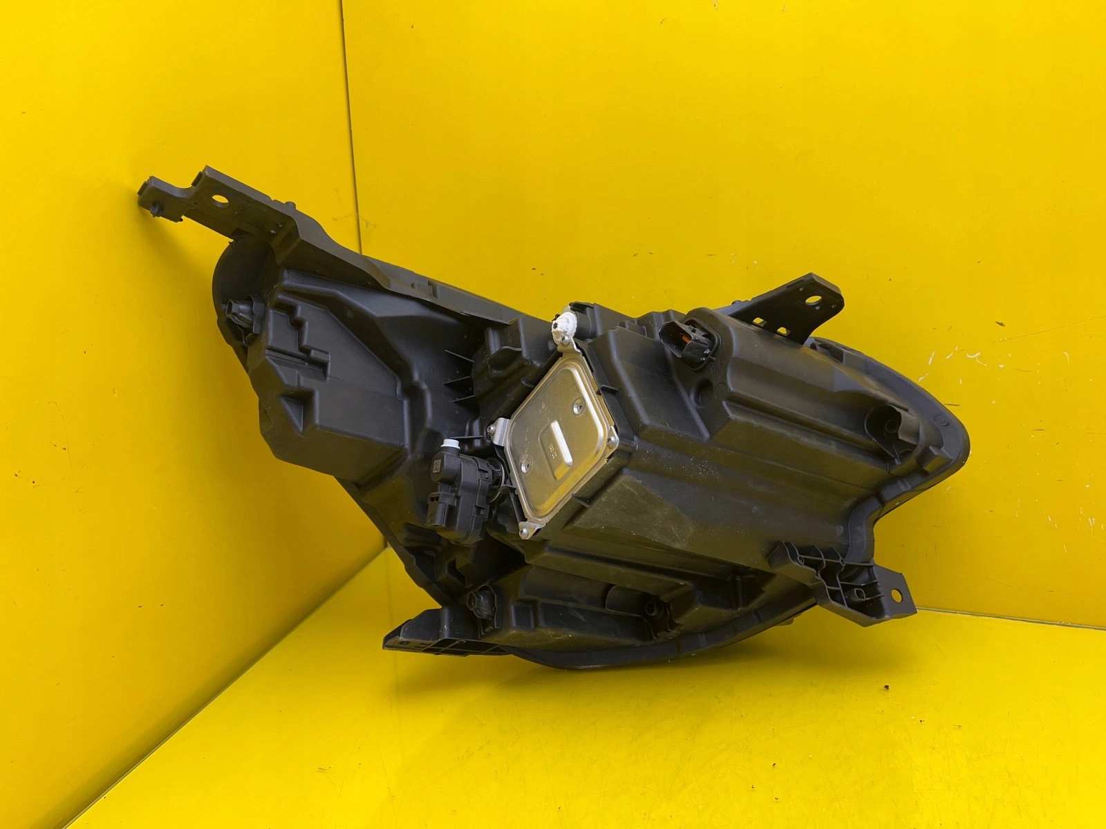 light left front Renault Captur II Full Led 260608054R