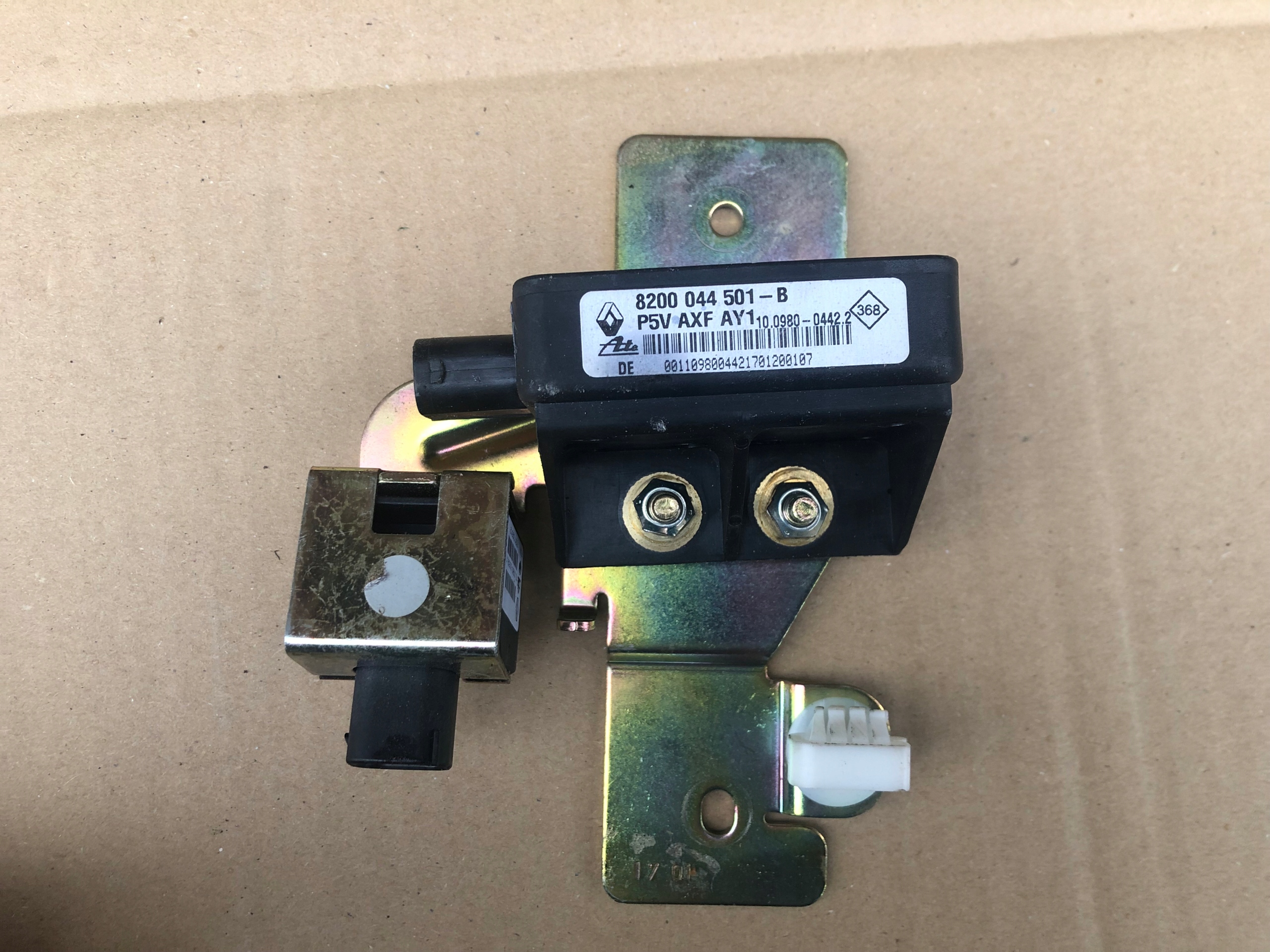 1631139312 - МОДУЛЬ ДАТЧИКА ESP RENAULT LAGUNA II 8200044501-B