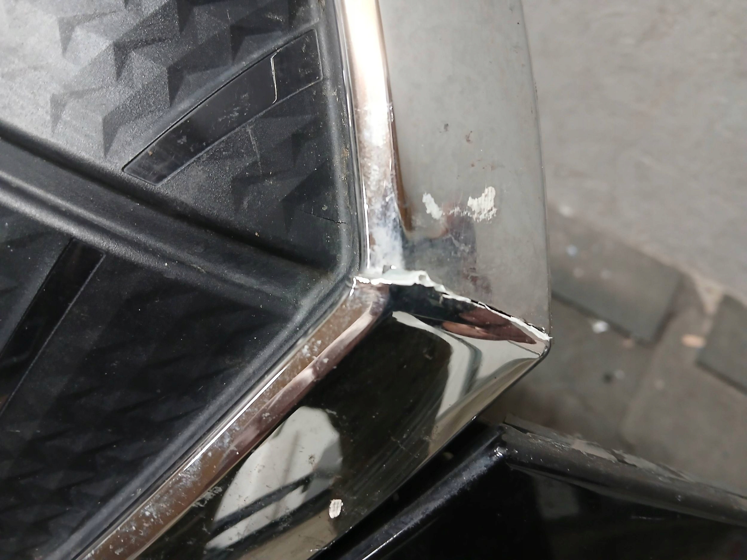 bumper front SKODA ENYAQ