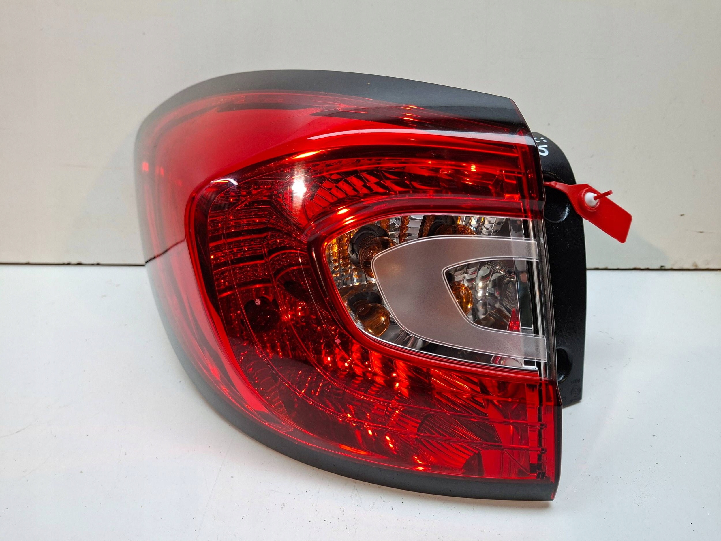 light rear left 265557367R RENAULT CAPTUR and 2013-2016