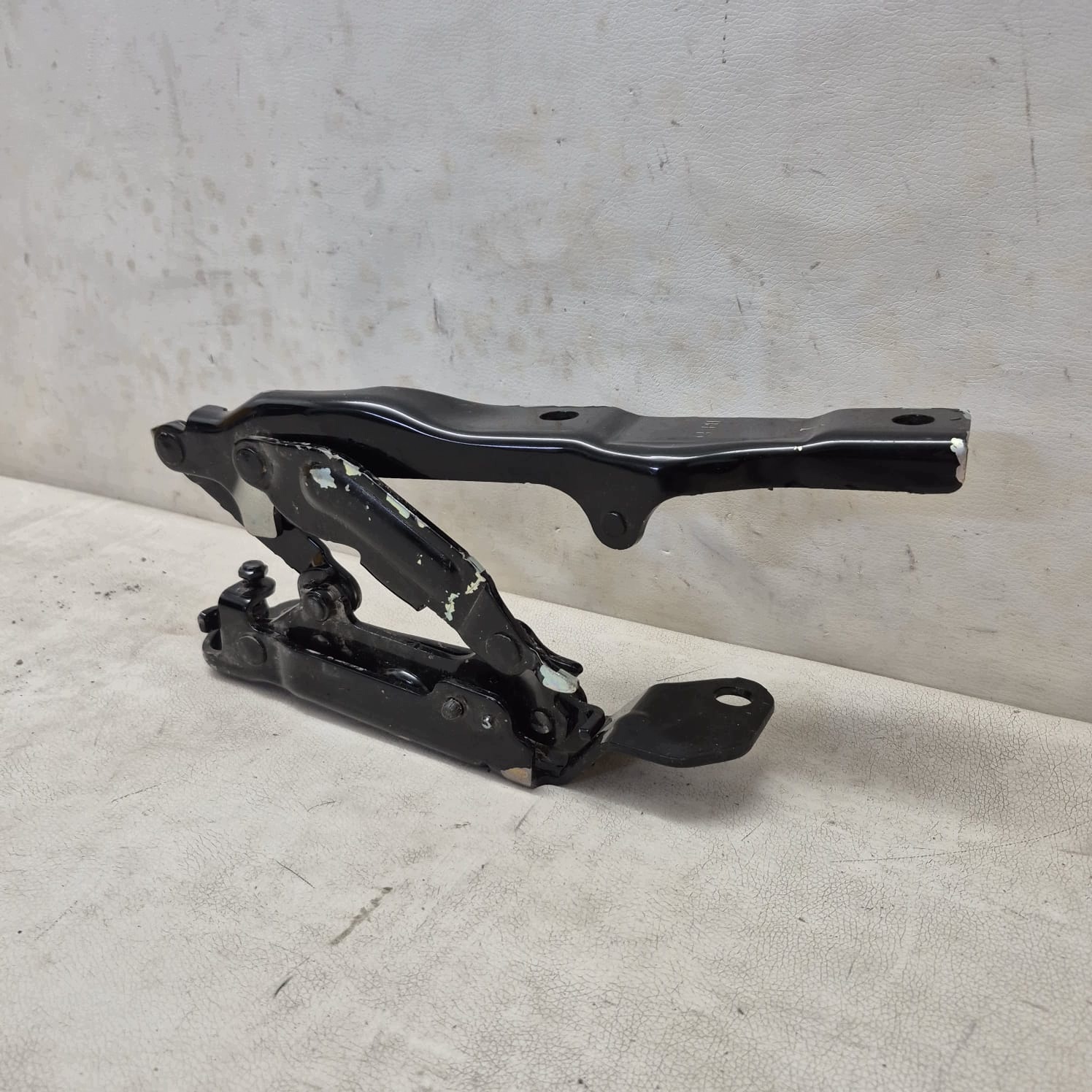 KIA STINGER 17-23 hinge bonnets right