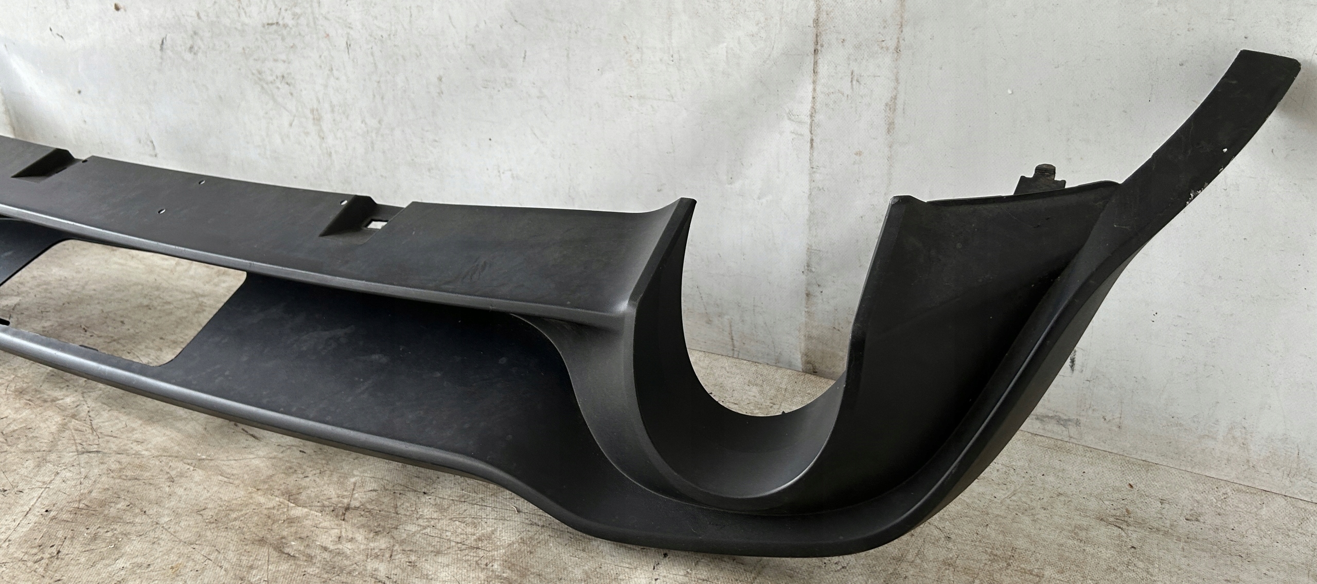 SPOILER der Stoßstange heck VW GOLF VIII GTI 5H6807568D