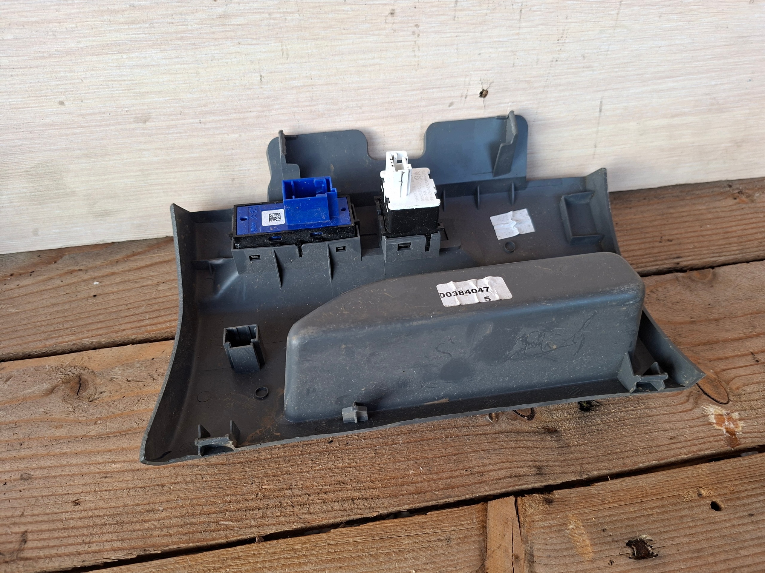 cover passenger compartment consoles of the dashboard switch PANEL CITROEN JUMPY III 9808215377