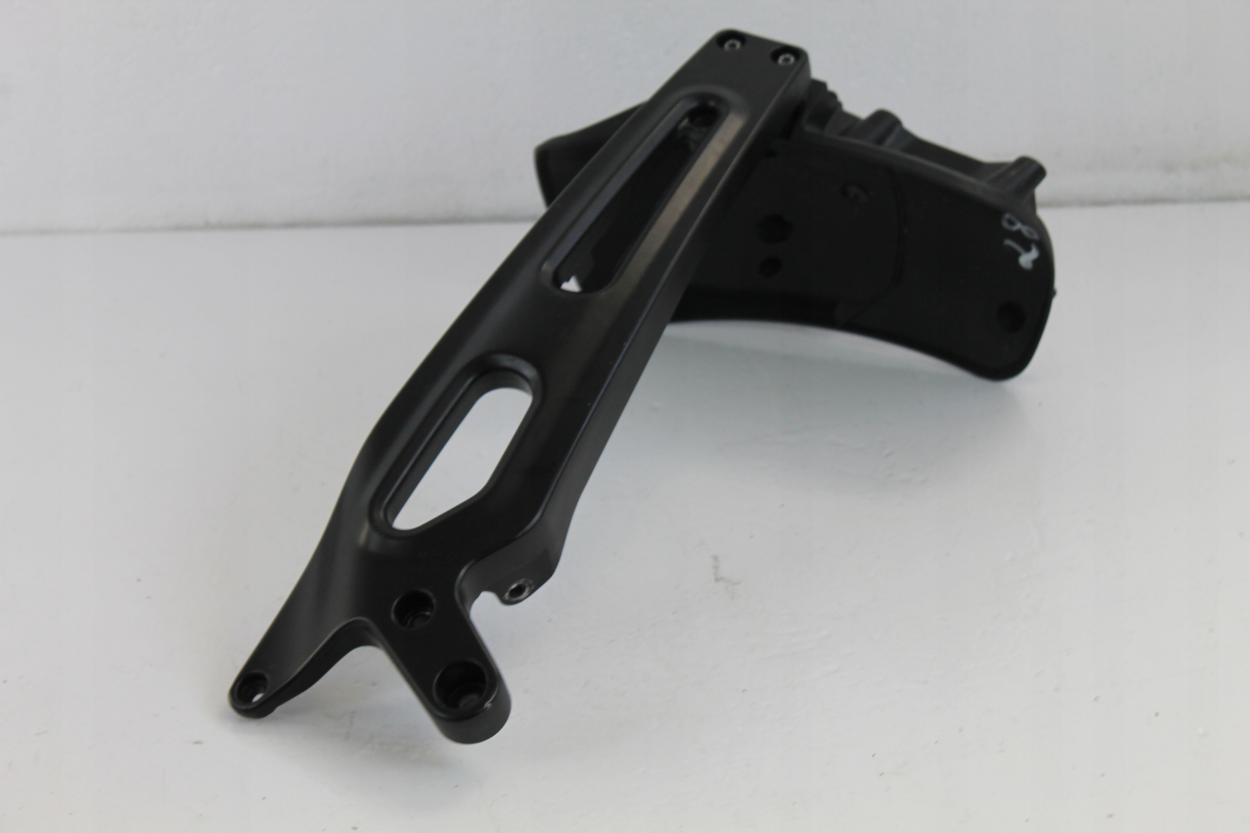 HUSQVARNA 401 VITPILEN 18 MOCOWANIE TABLICY