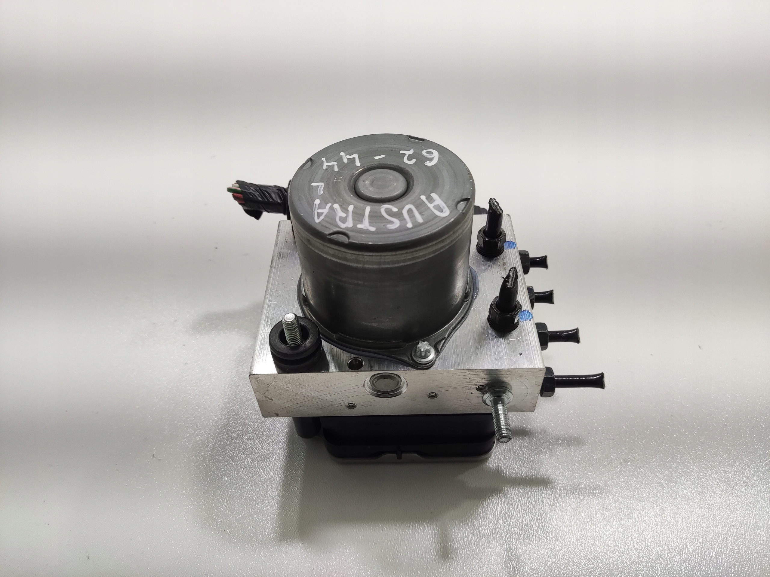 pump control unit ABS RENAULT AUSTRAL 1.2 E-TECH 2022-2025 476603961R