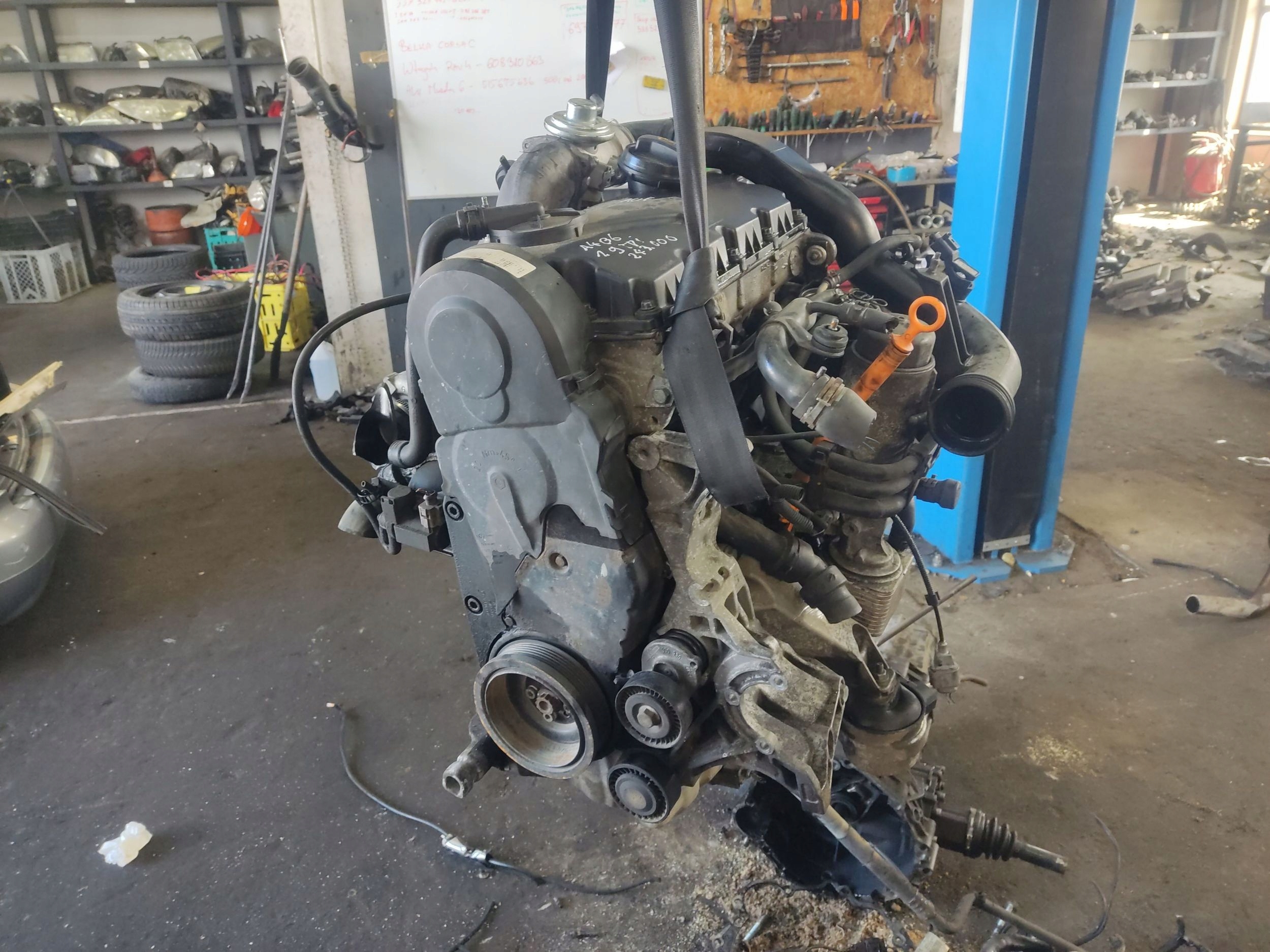 motor AUDI A4 B6 2.5 TDI AUF PRZEBIEG