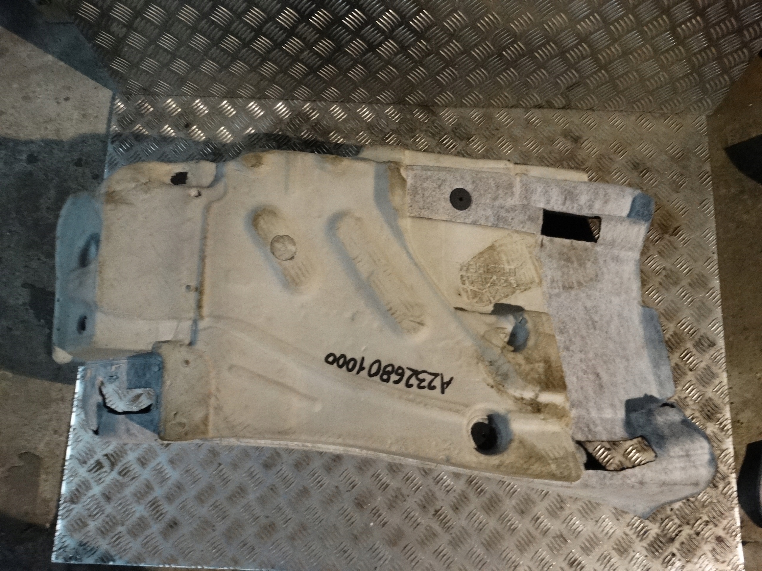 carpet front left MERCEDES SL W232 1