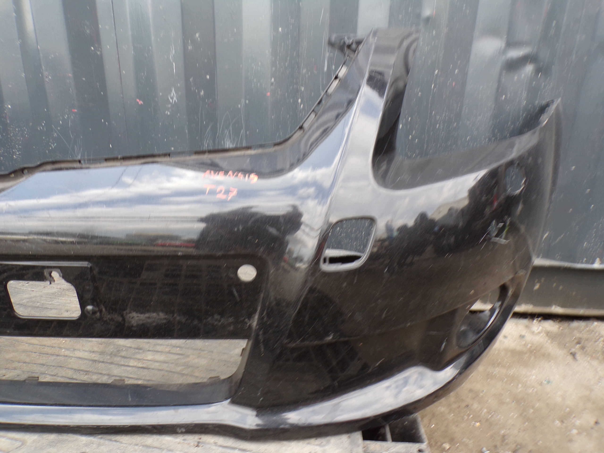 front bumper front TOYOTA AVENSIS T27 (R1)