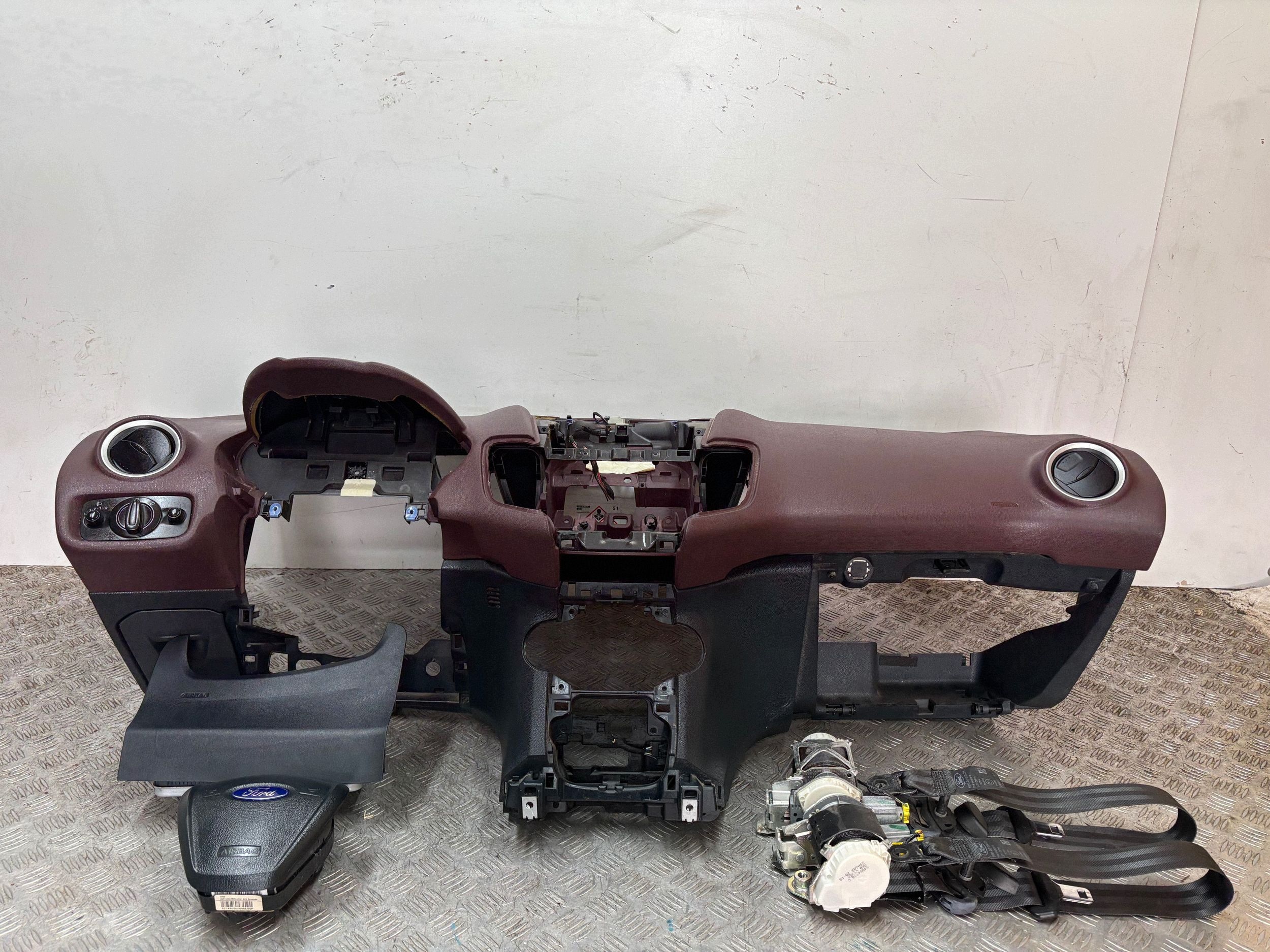 dashboard console airbag adjusters FORD FIESTA MK7 09