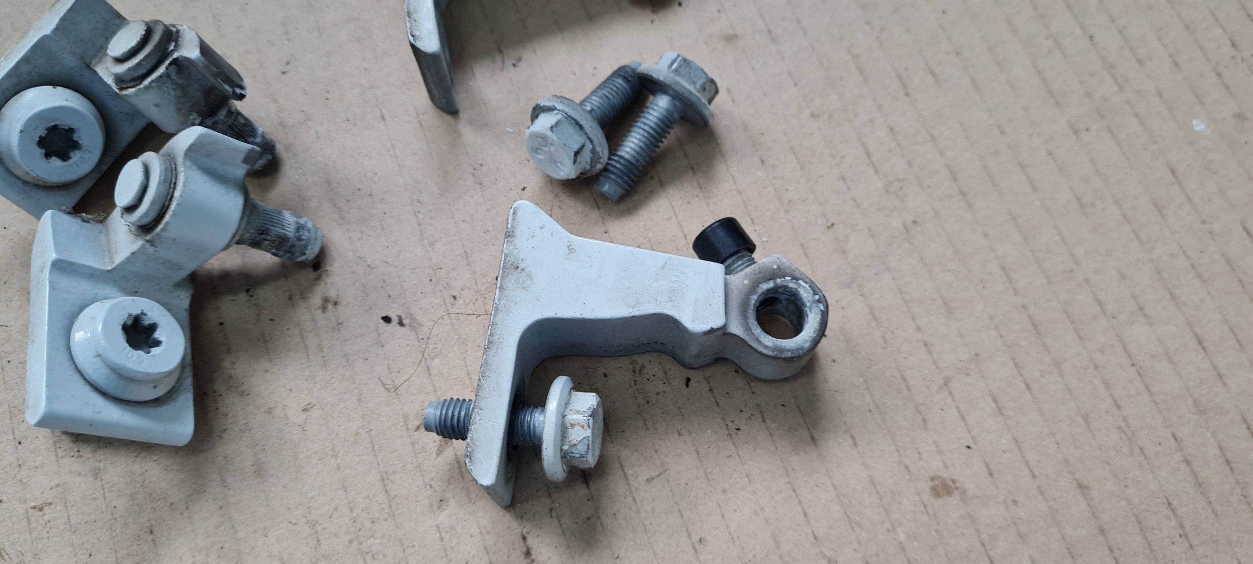 A5 8T LIFT hinge hinges door left left front SPORTBACK LS9R 8K0831401B