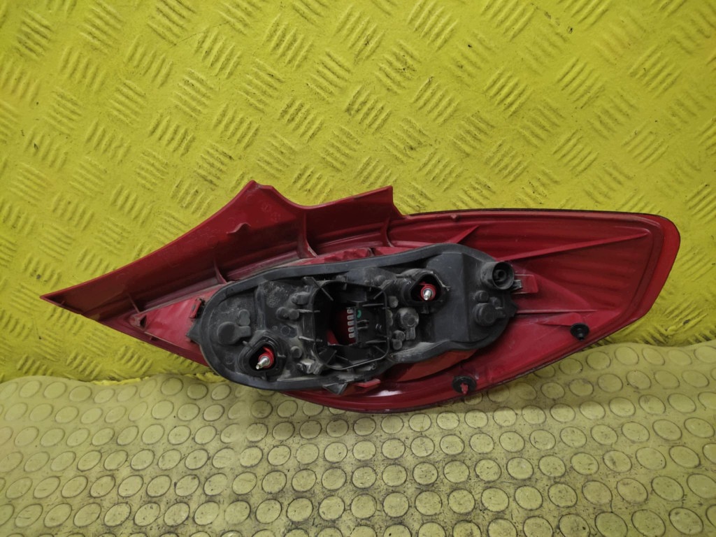 OPEL CORSA D light left rear part 13186350