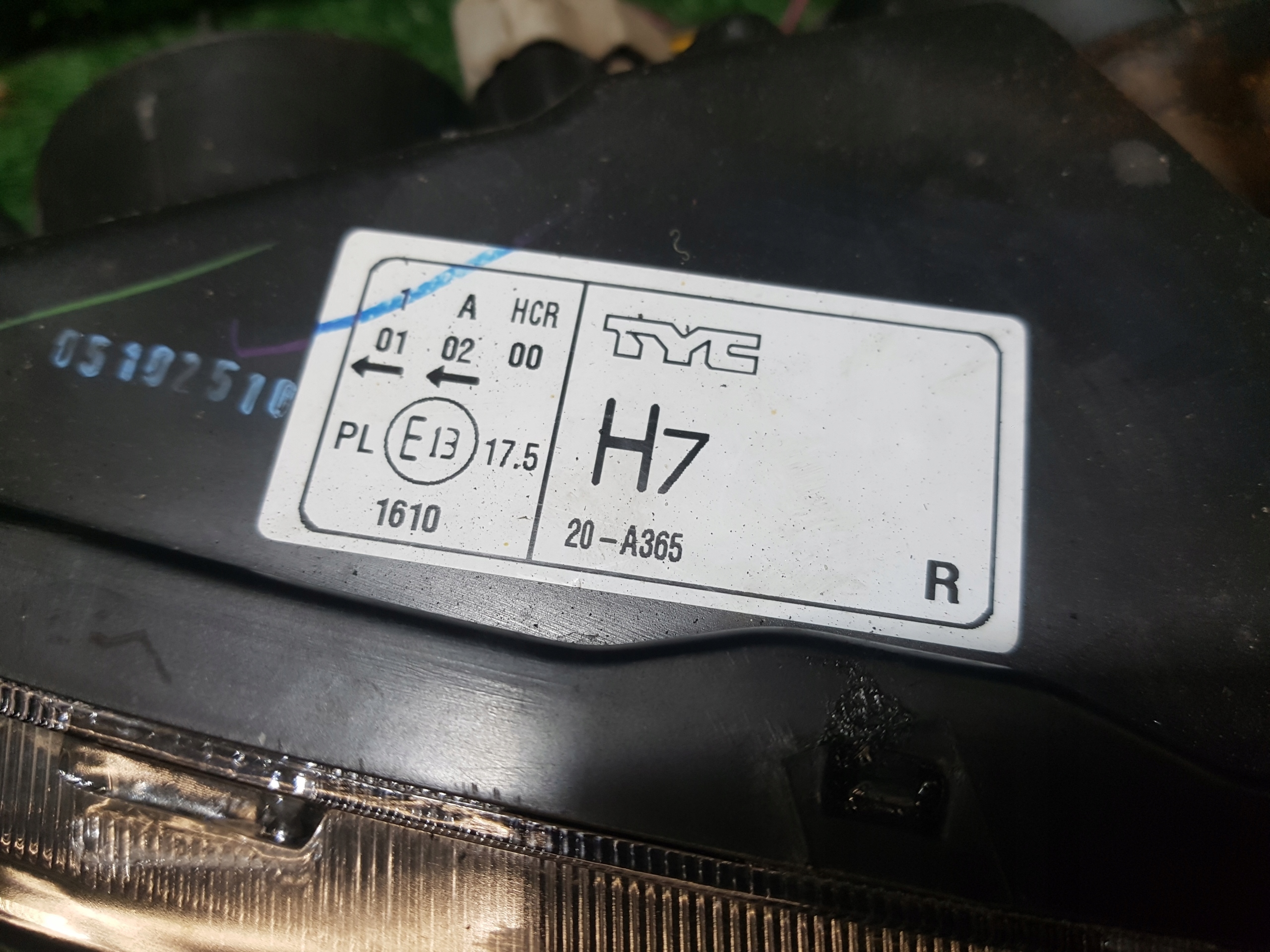 light right front NISSAN ALMERA N16 20-A365