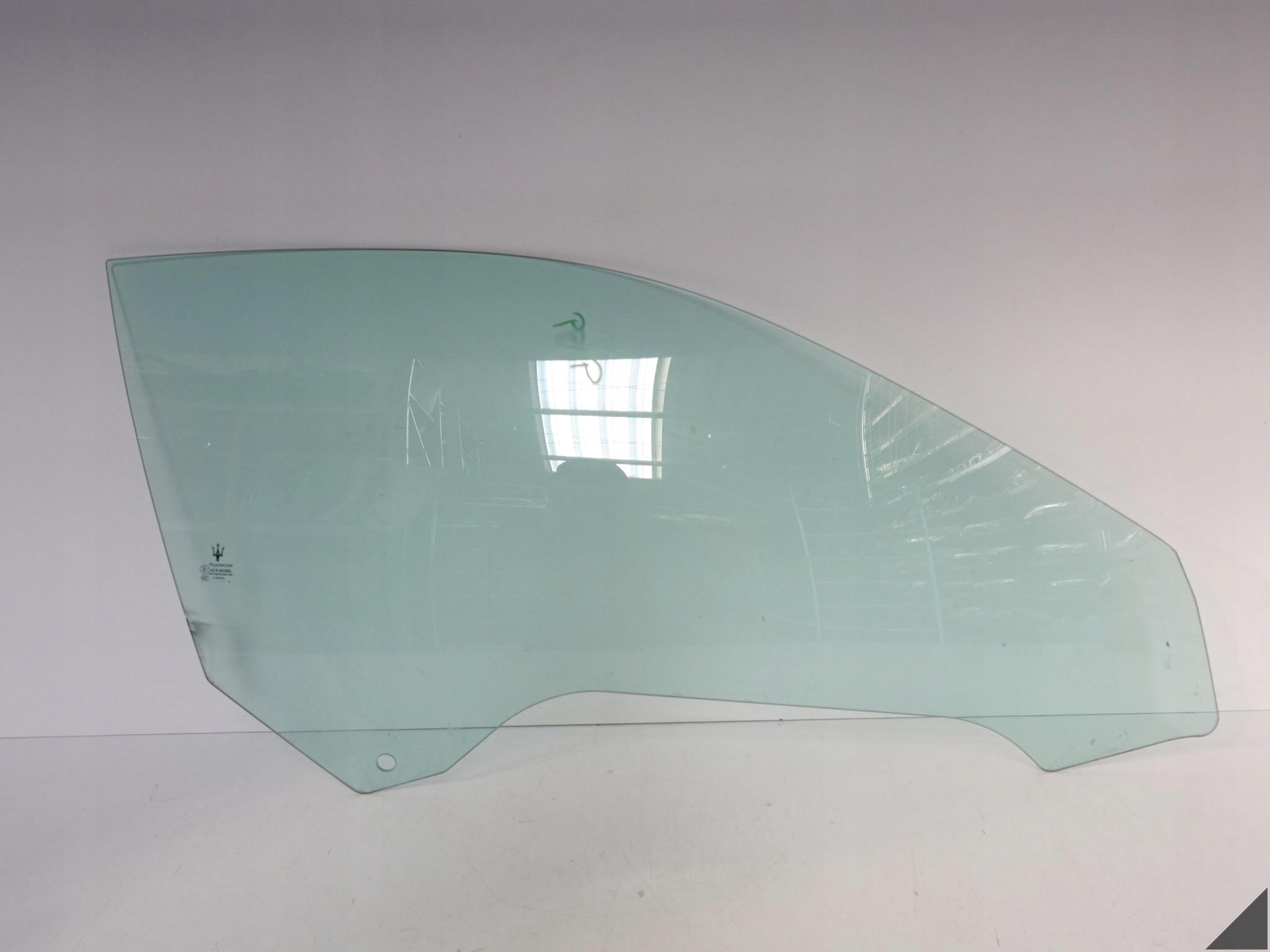 MASERATI GRANTURISMO M145 07-19 window side door right front